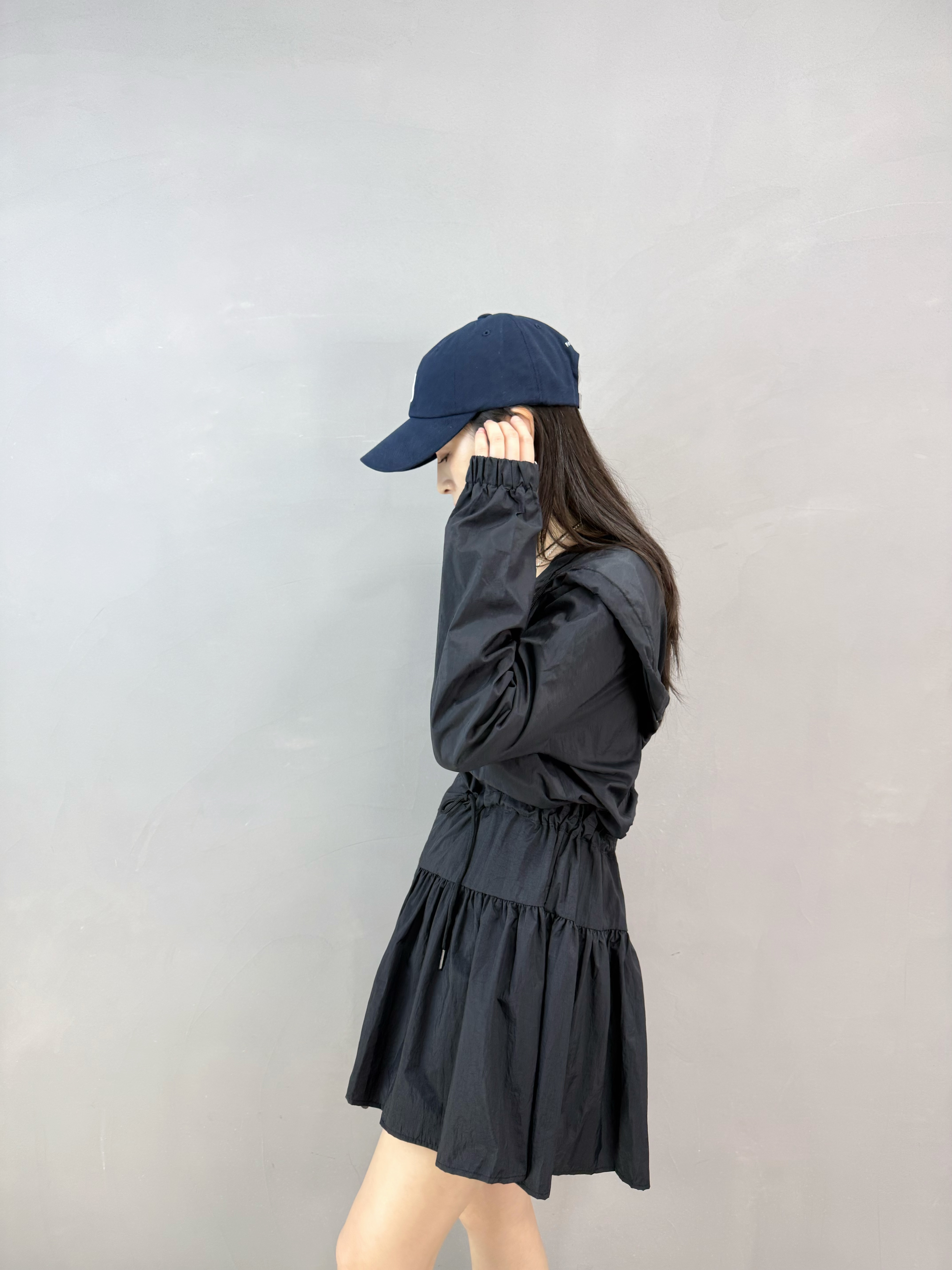 H83 束腰有帽風褸Ops 