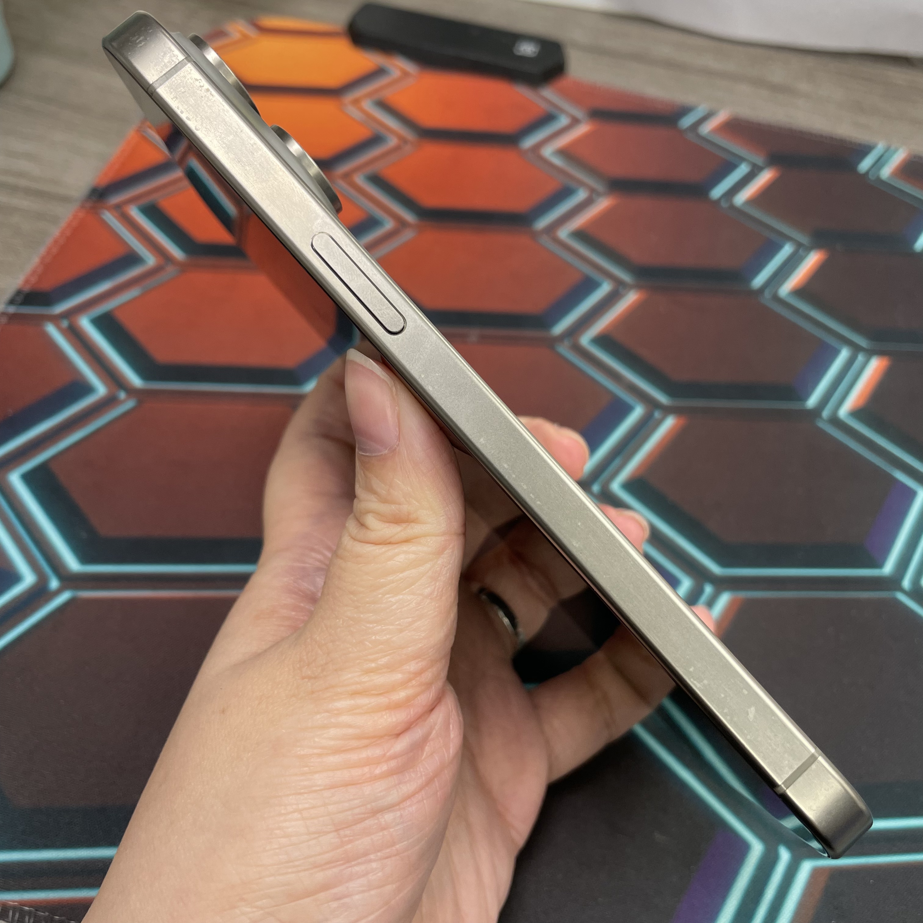 *8416 15 Pro max 完美機 256GB 電78 原色 gray
