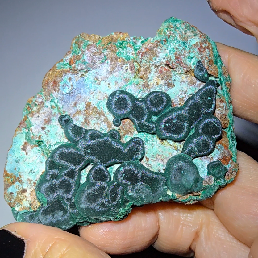 Velvet botryoidal malachite specimen - MAL4