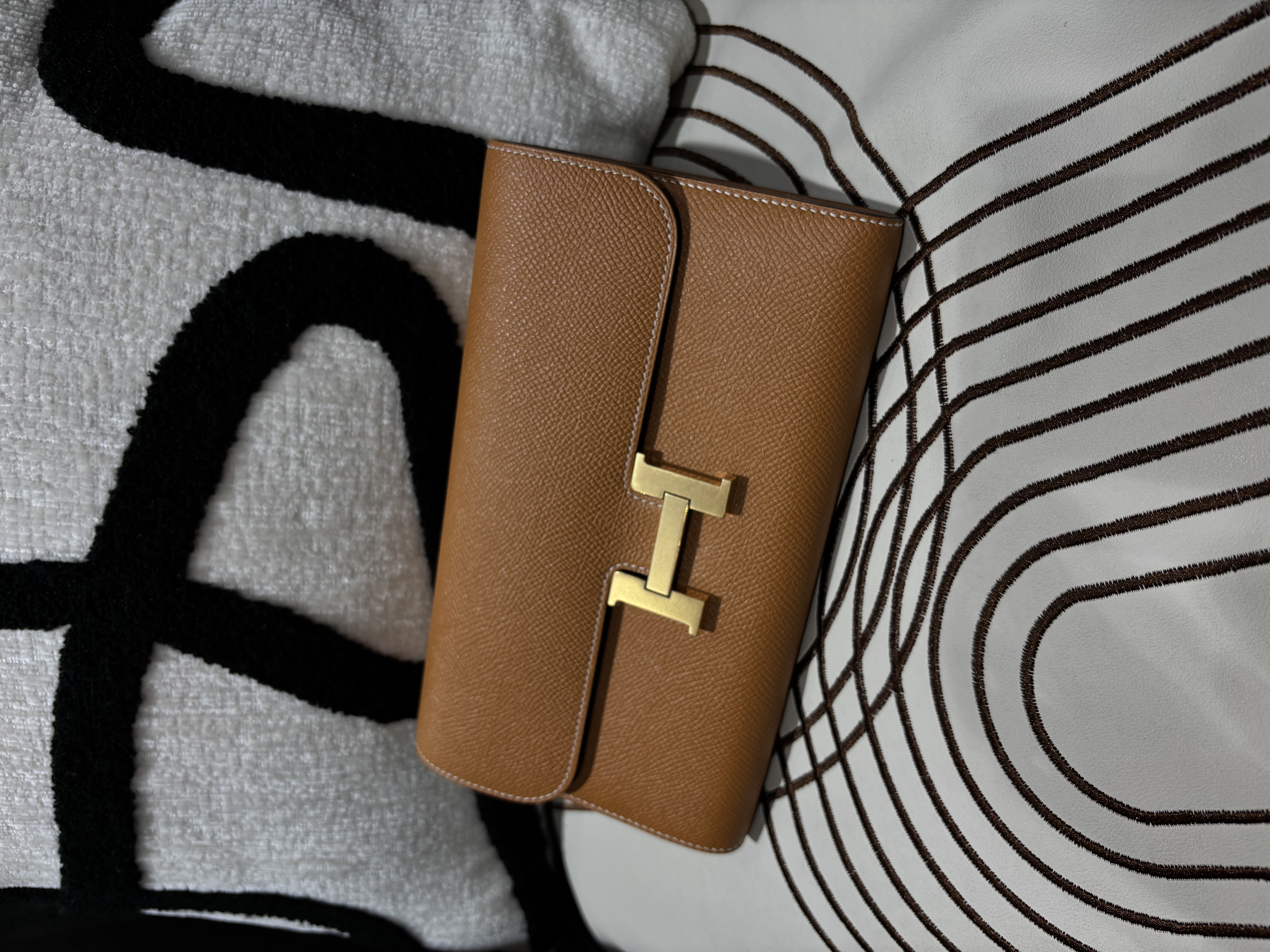 Hermes Constance Wallet Stamp X 1H太妃糖色金扣100%Authentic, 99%New ✅Box