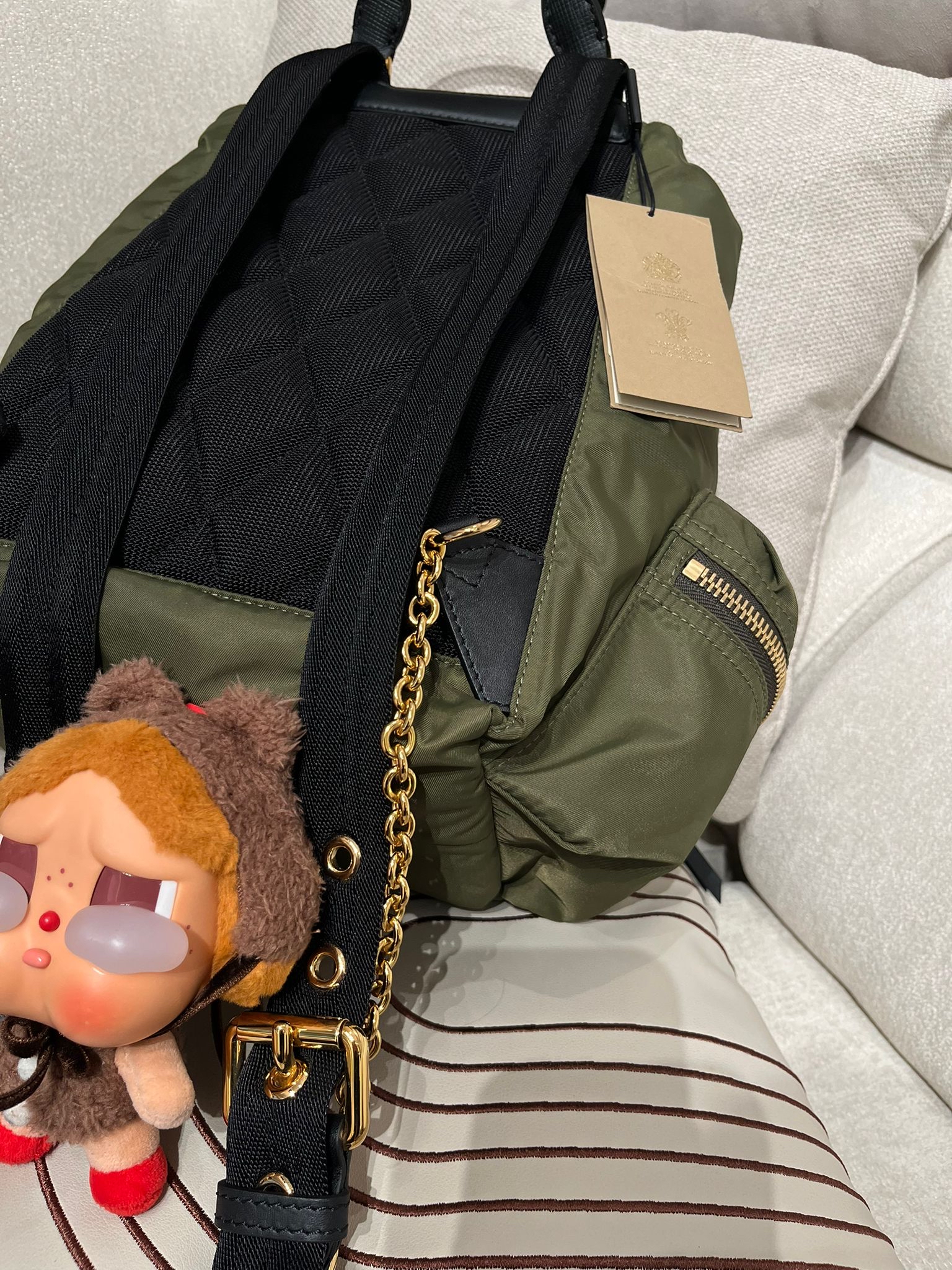 全新 Burberry backpack nylon 金扣 100%Authentic,全新未使用品 ✅ 原裝吊牌 ✅dust bag 