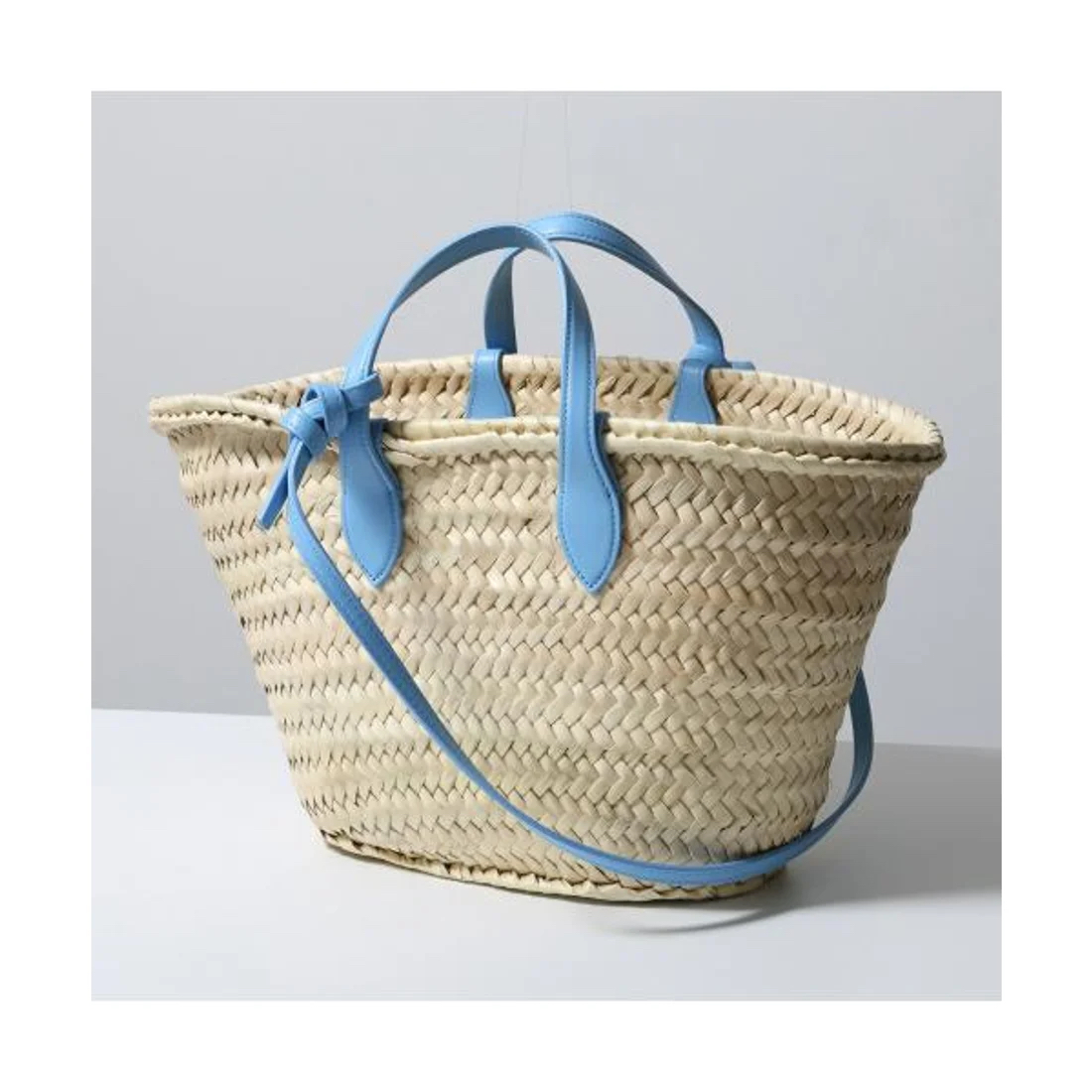 夏日必備🌴☀️  限時優惠🫶🏻新色🆕訂貨🍒Celine Teen size basket  有條長肩帶可上肩 Size 23x21x15cm