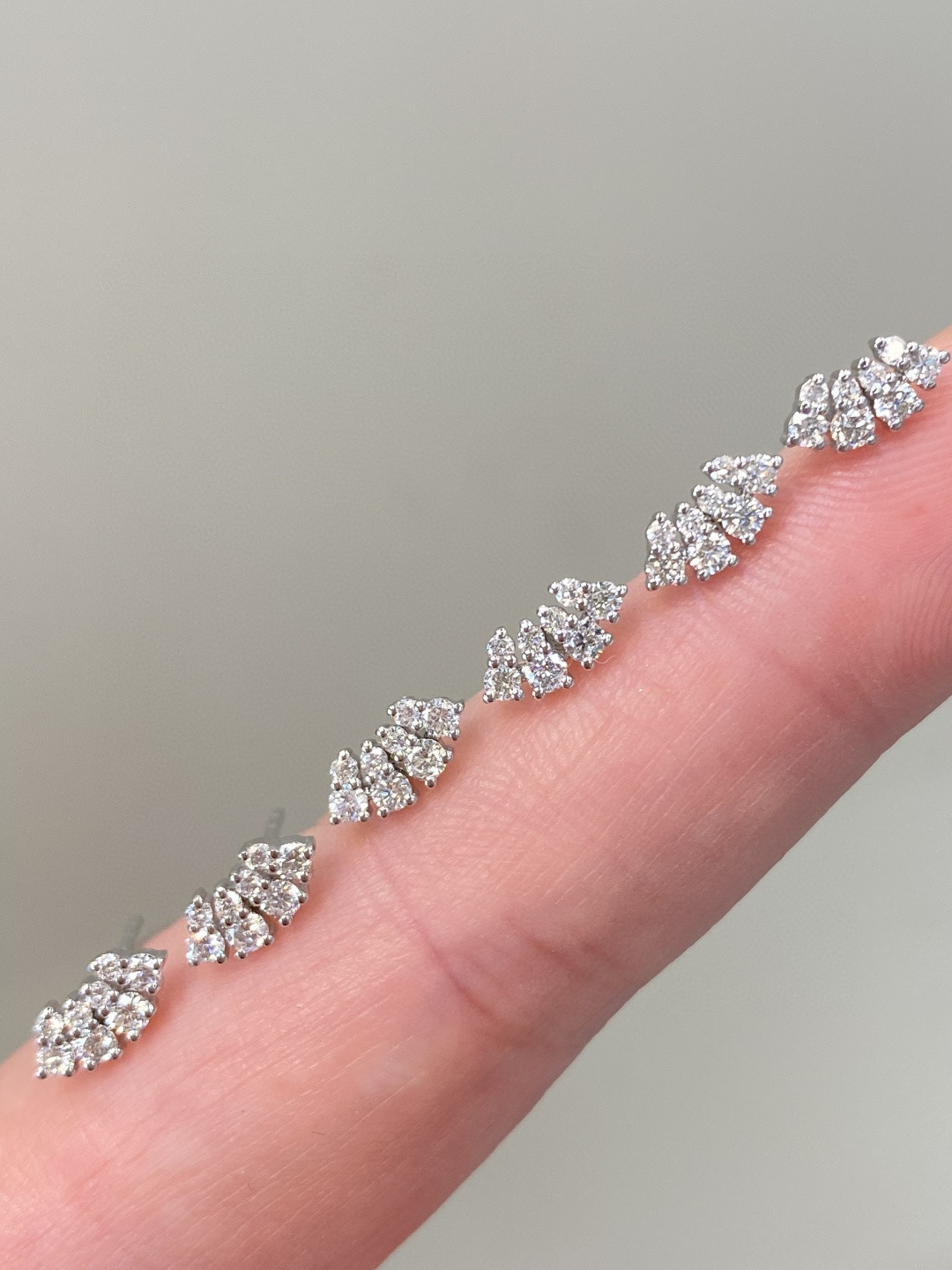18K Diamond Earrings 