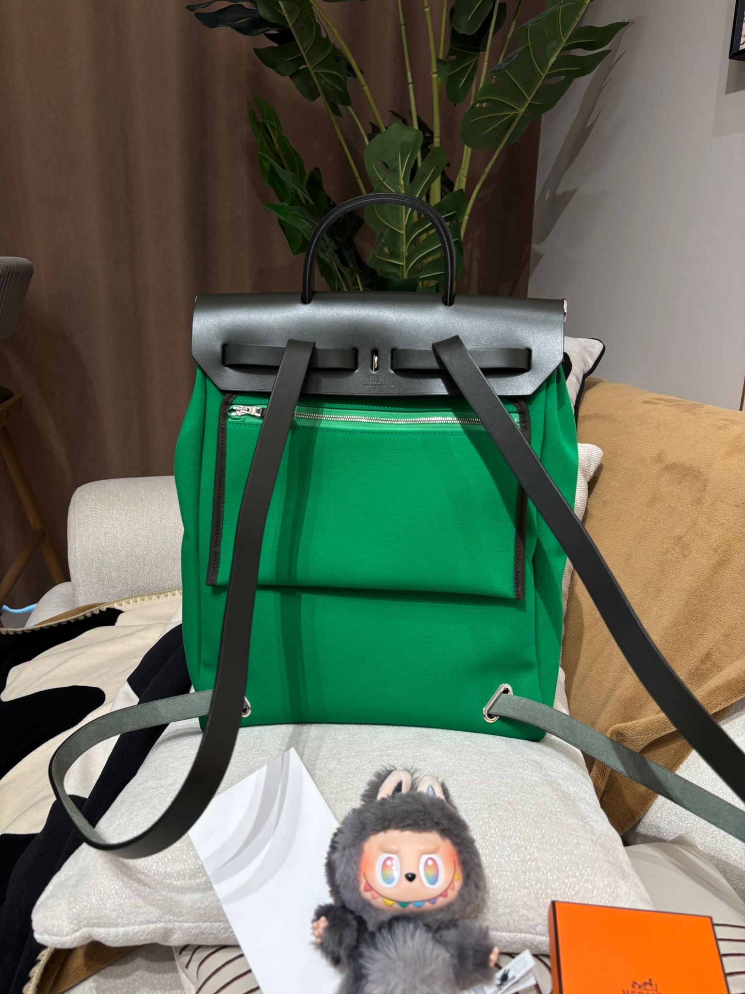 Hermes Herbag backpack Stamp Y 1K Bamboo 100%Authentic, 99%New ✅香港專門店收據✅Dust bag ✅Box