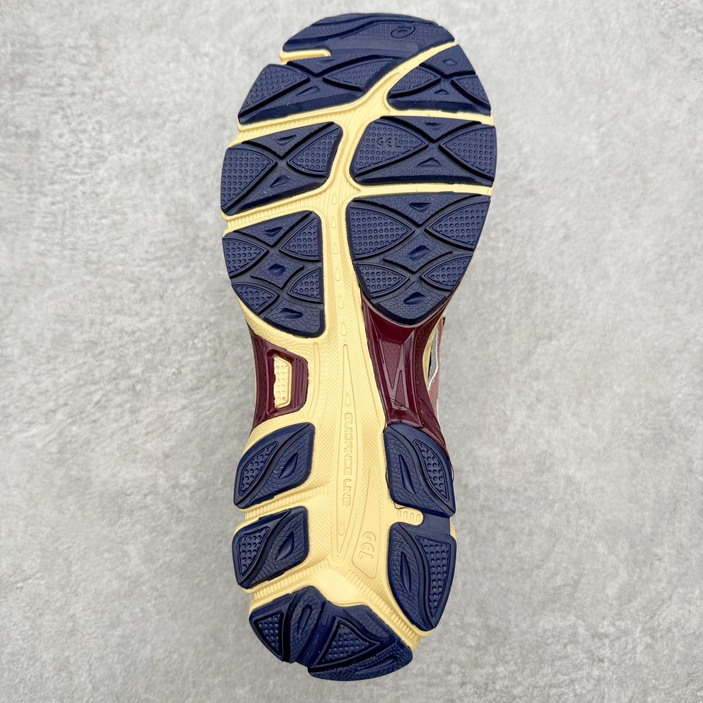 Toga x Asics Gel-Cumulus 16