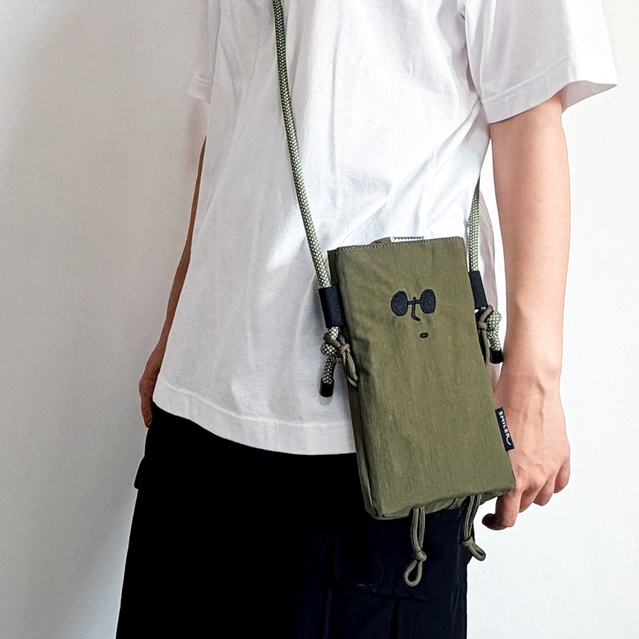 🆕【⭐訂購⭐】🌀 🇯🇵 日本直送 SMILER Buddy 刺繡 可愛 迷你肩背包［3款選］🌀[ELID-0159][261021]