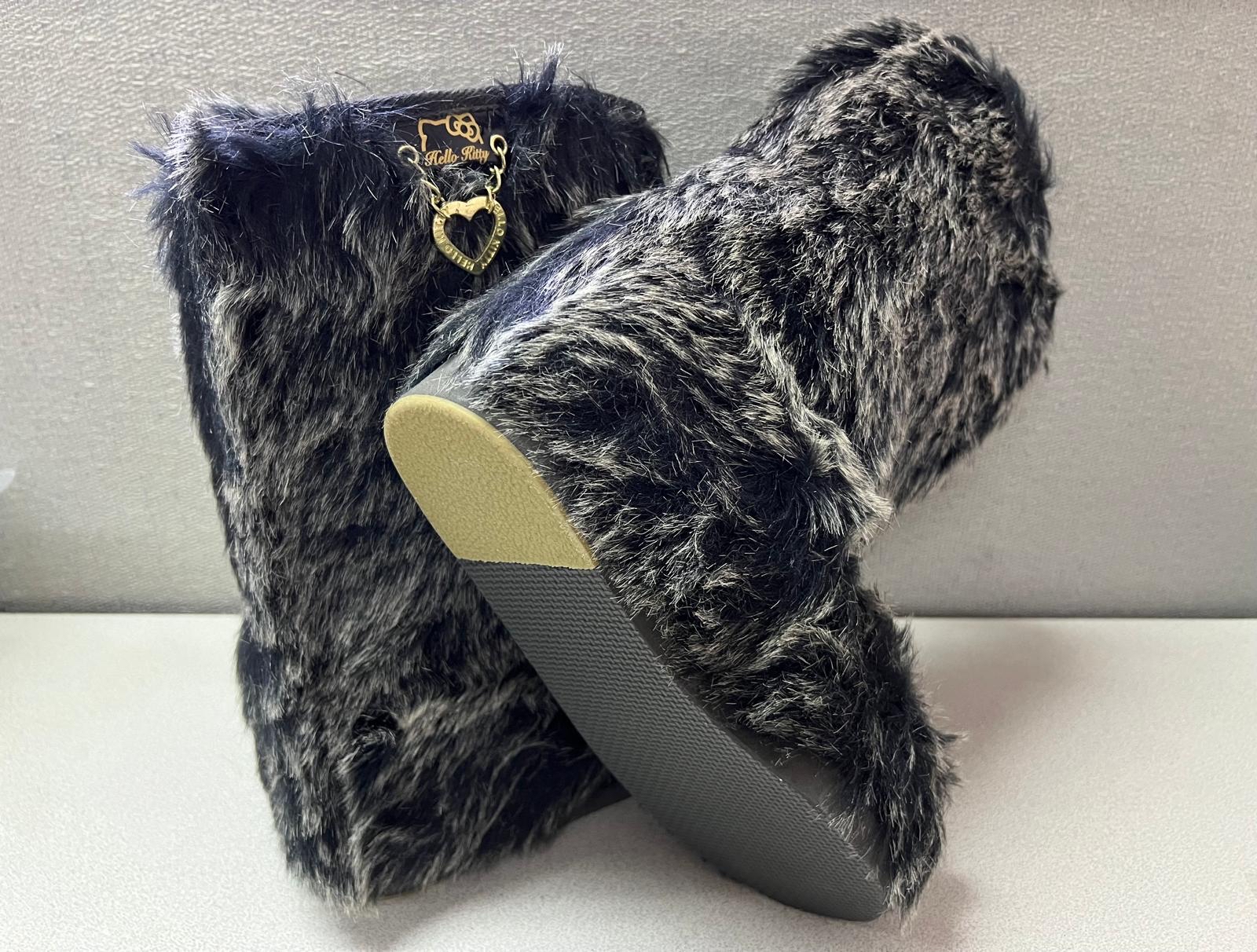 🎌日本直送🎌 Hello Kitty 大人 毛毛 boot  