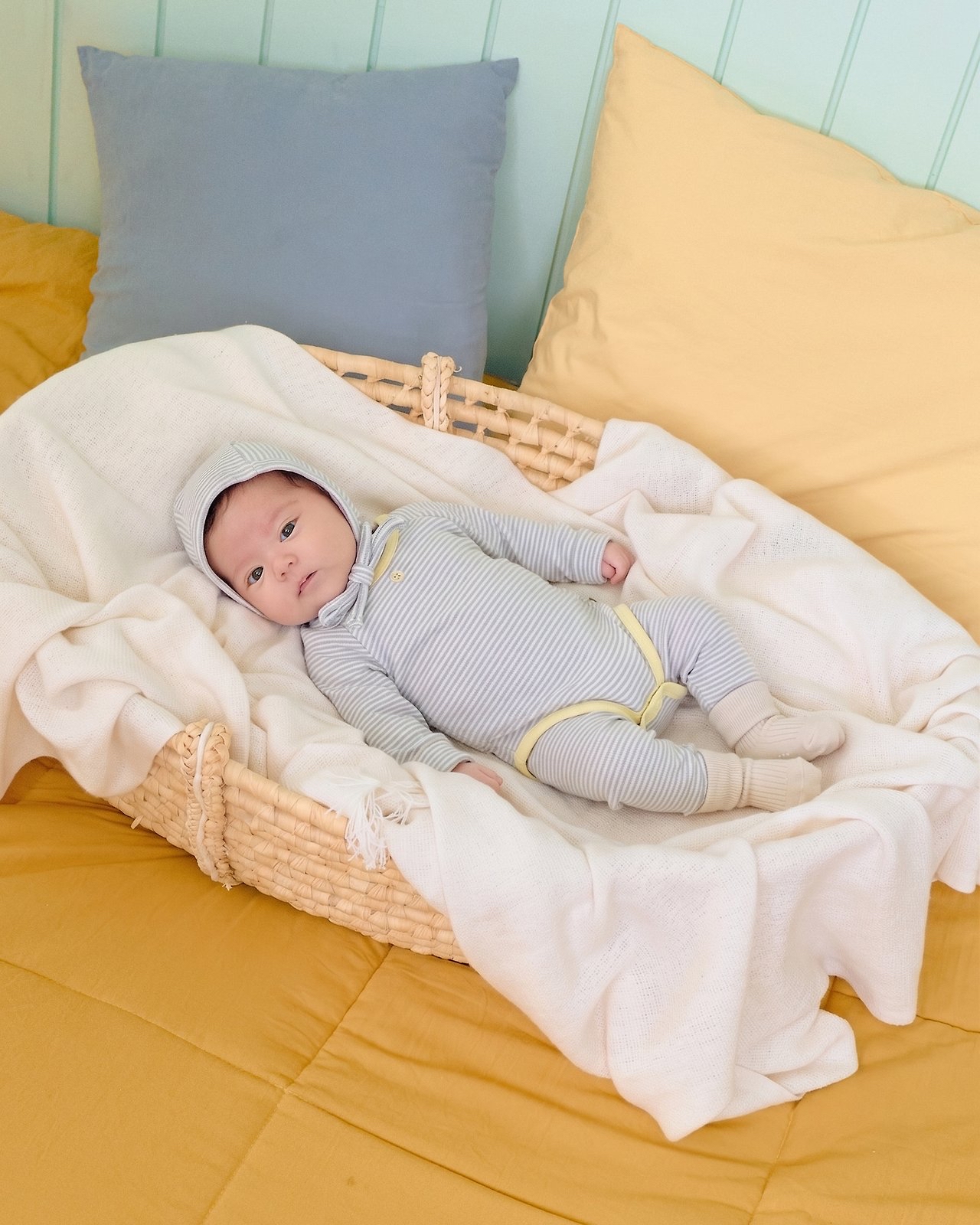 OOTT | (bebe) Vanilla Latte Suit set