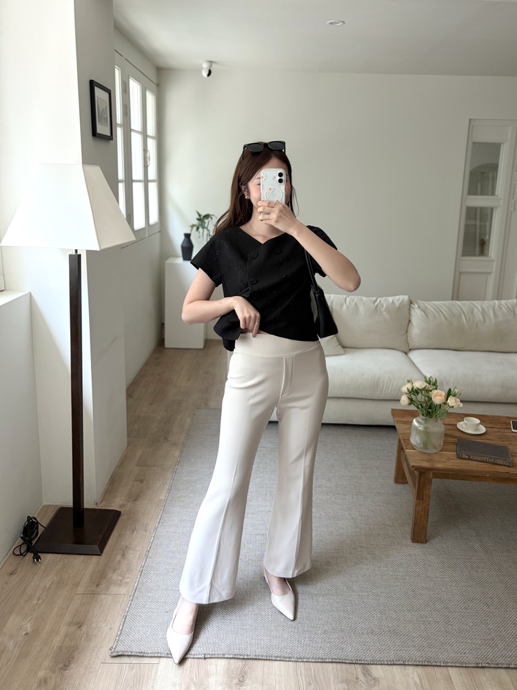 Pull-On Stretch Pants (Light Beige)