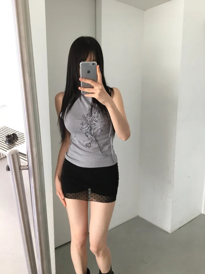 Floral Applique Ruched Tank Top