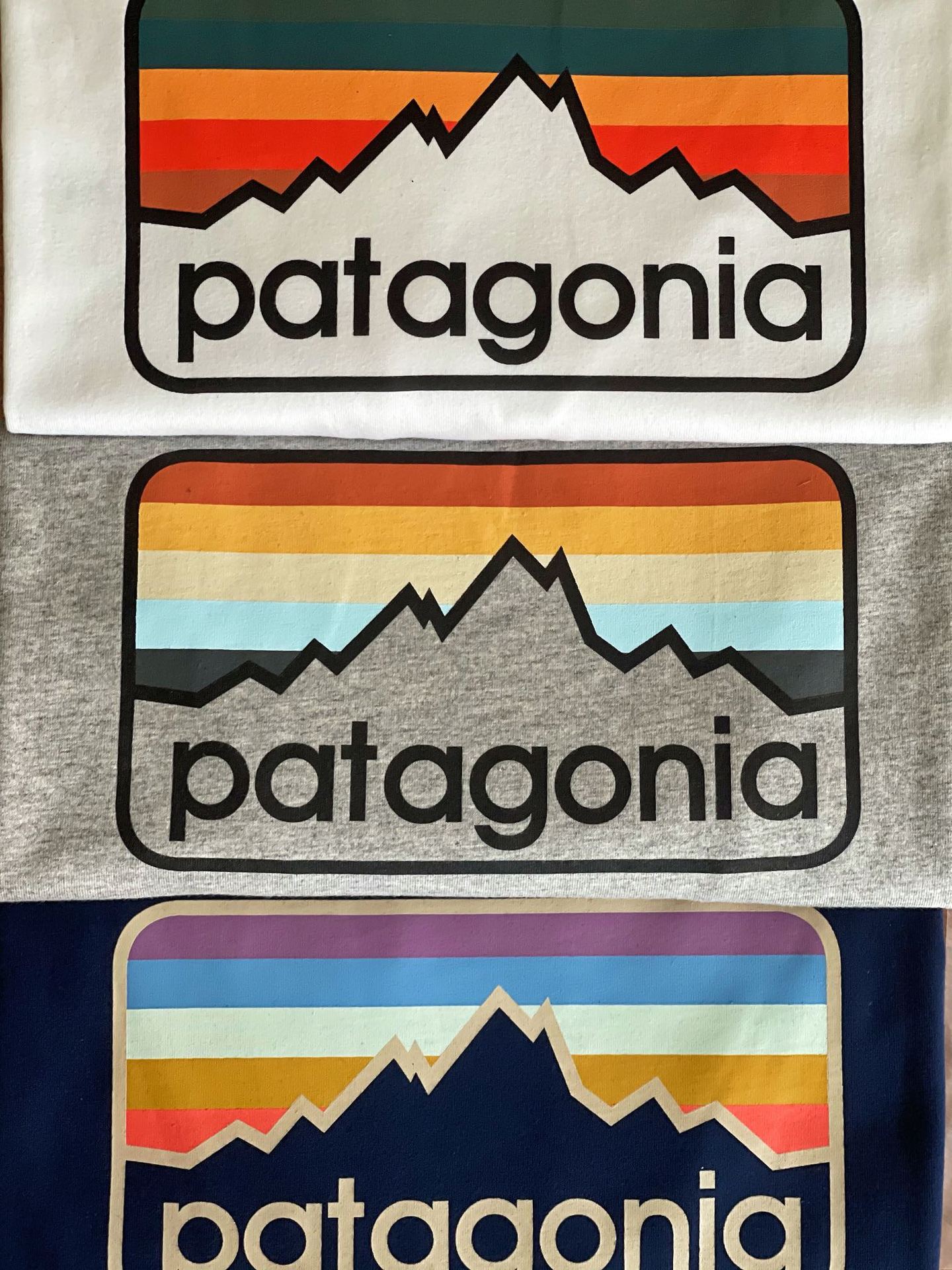 預訂 Pata gonia 山脈男女情侶環保短袖Tee