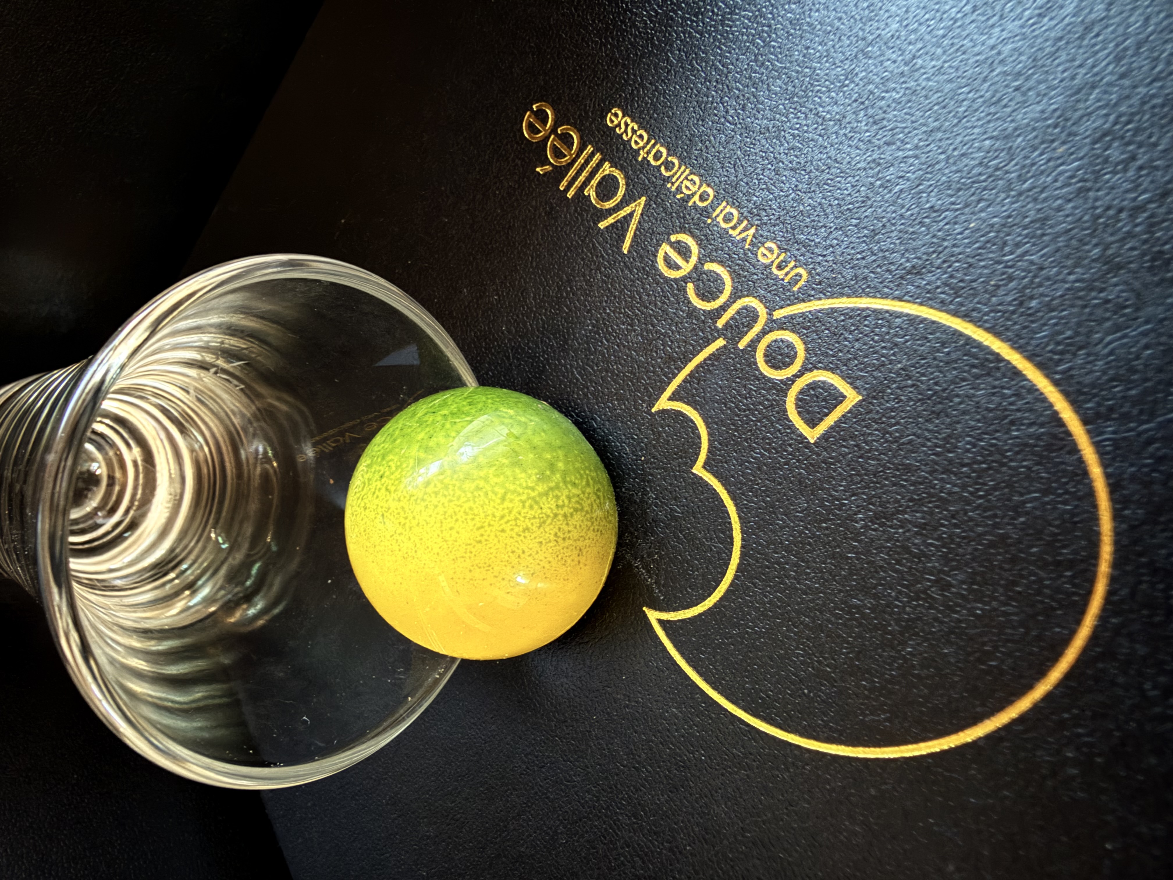 ✨匠心十六・手工朱古力禮盒  The Artisan Sixteen