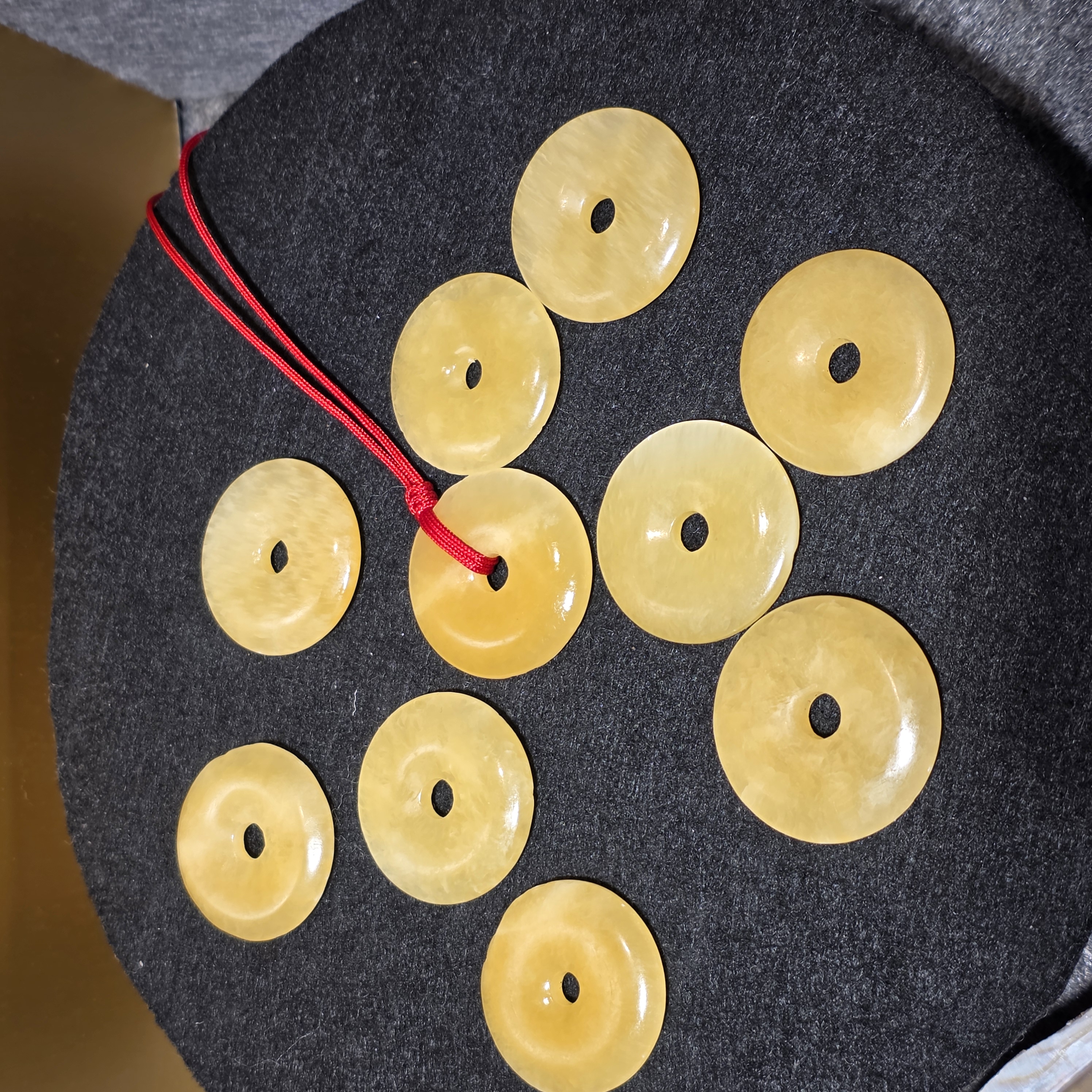 財運黃玉平安扣