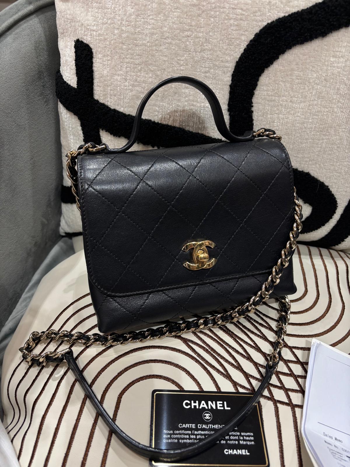 Chanel Top Handle 黑色金扣Crossbody Bag 100%Authentic, 95%New ✅收據✅Card✅Dust bag✅Box