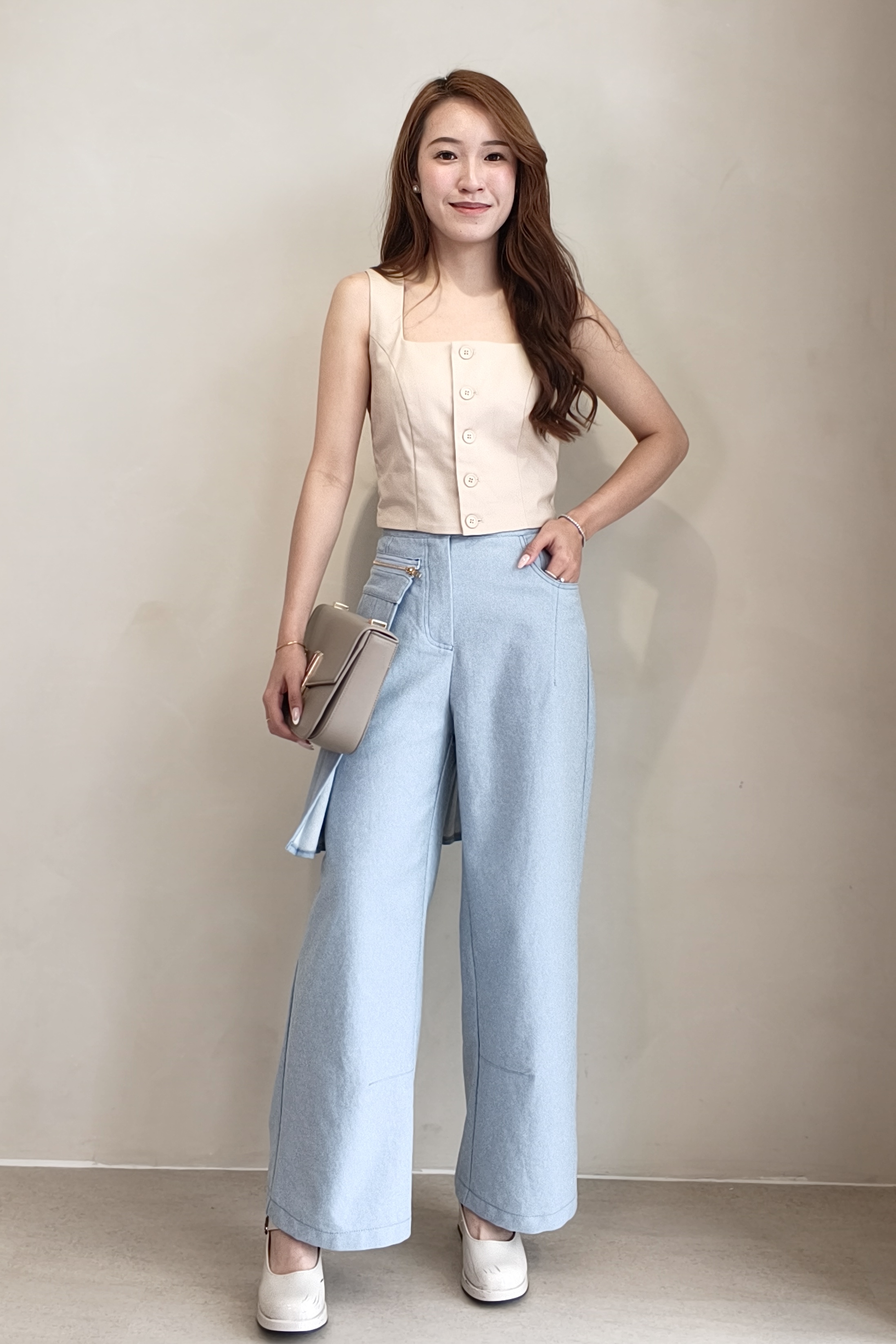 CB2731 Luna Sculpt Square Neck Crop Top