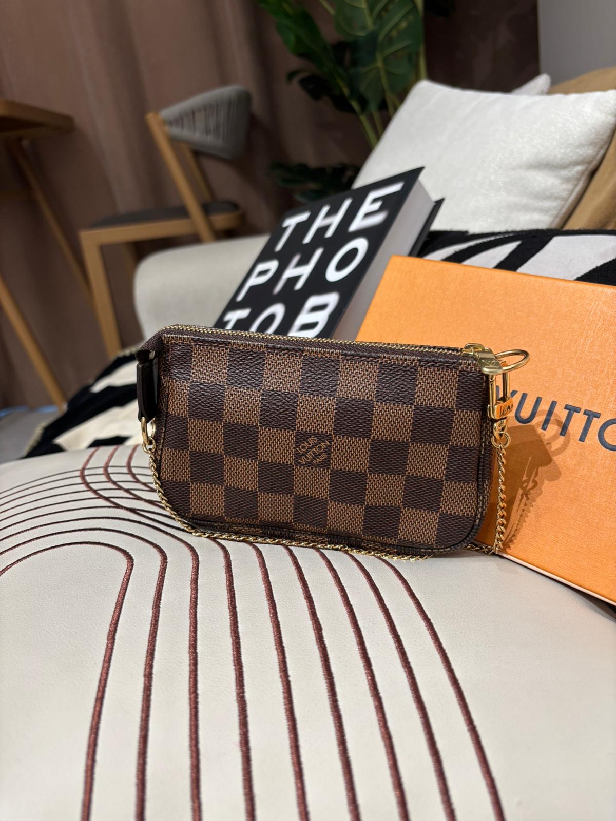 全新 Lv Mini Pochette  100%Authentic,Brand new, unused 全新未使用品 ✅Box