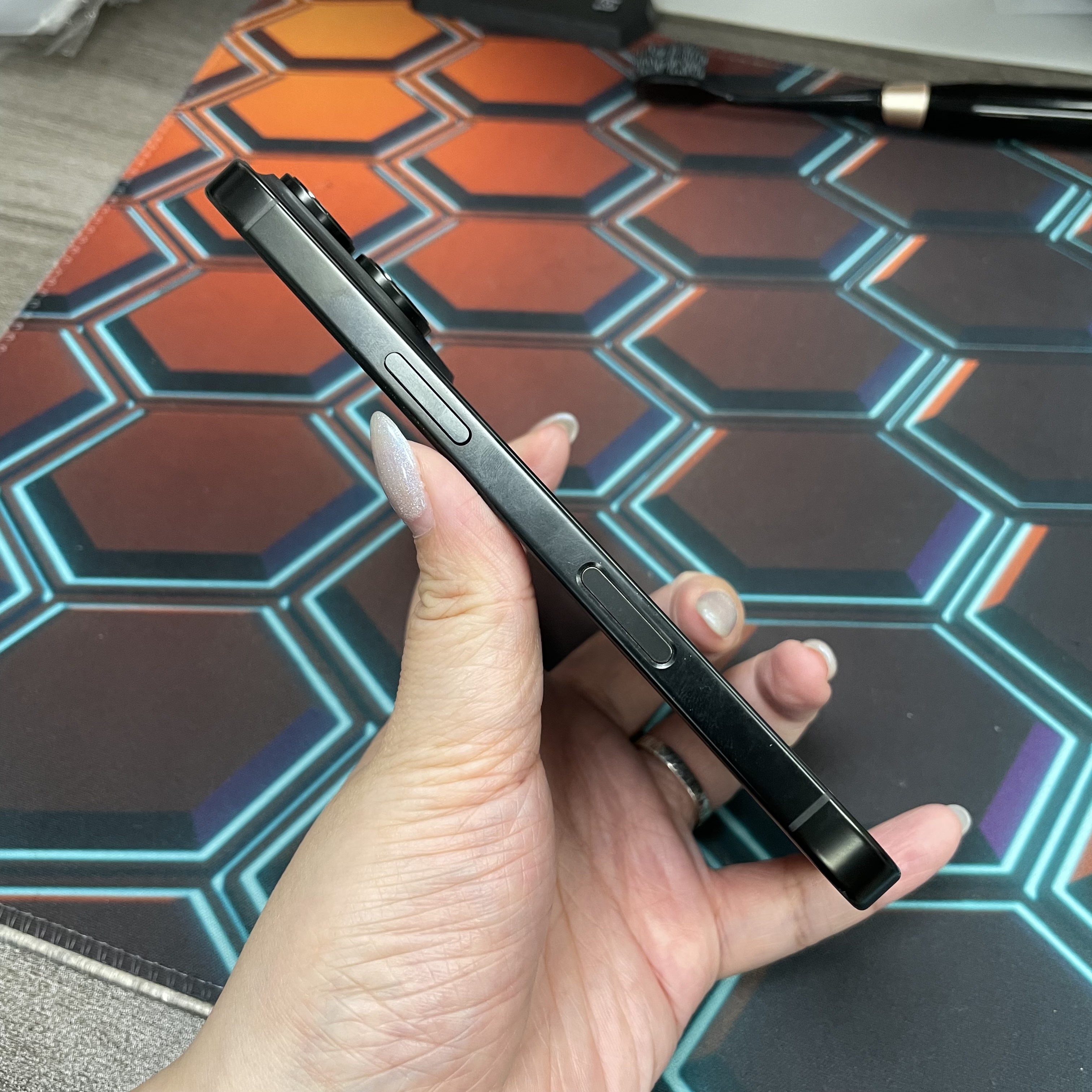 *6945 16 Pro 勁靚機 256GB 電89 黑色 black