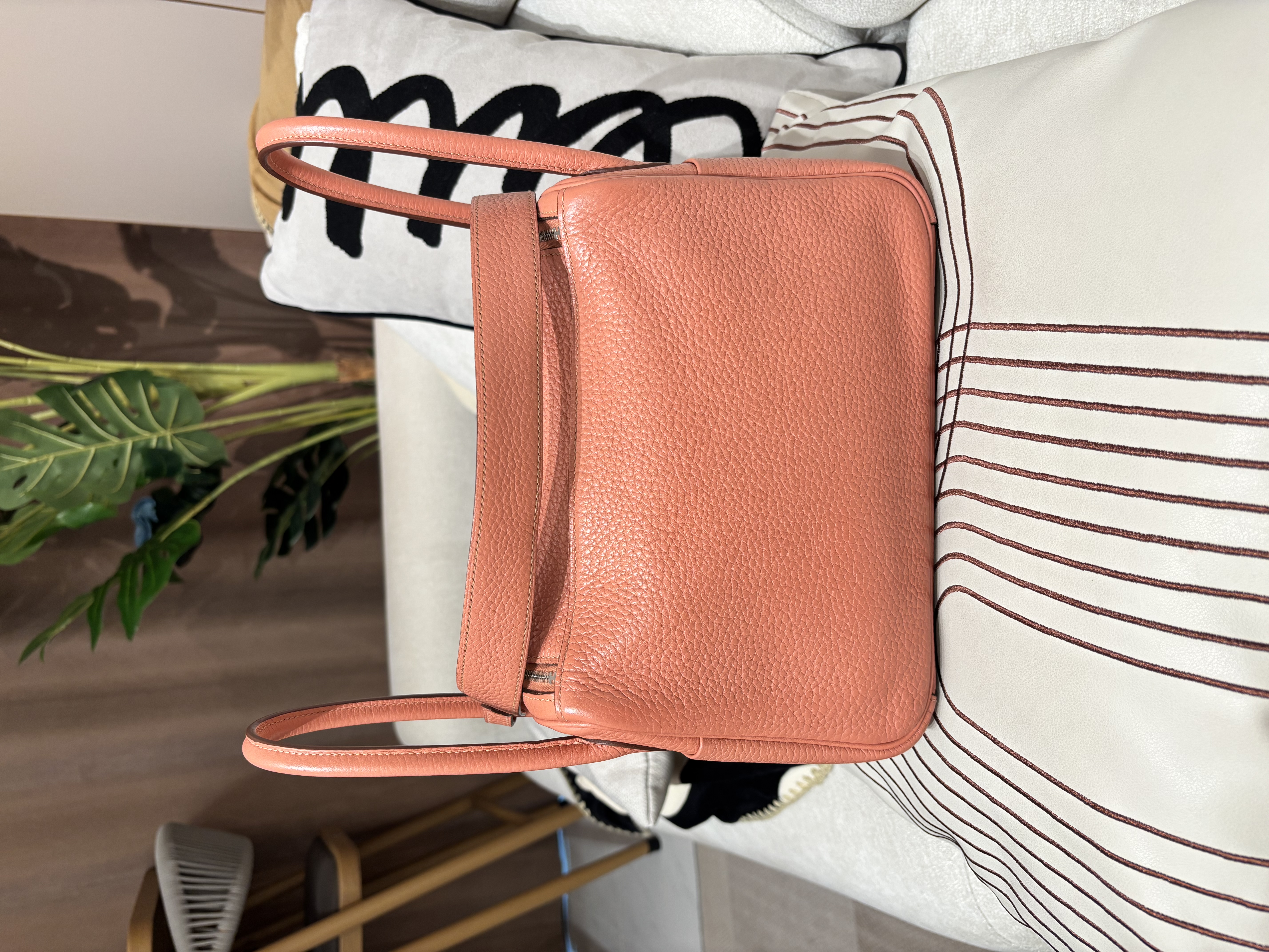 Hermes Lindy 26 Stamp [Q] 龍蝦粉銀扣100%Authentic, 95%New ✅Dust bag