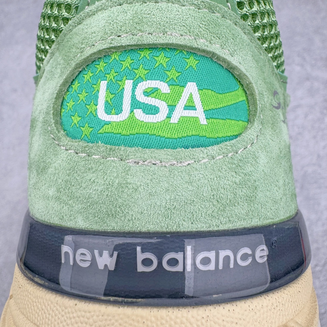 New Balance 993 U993GW