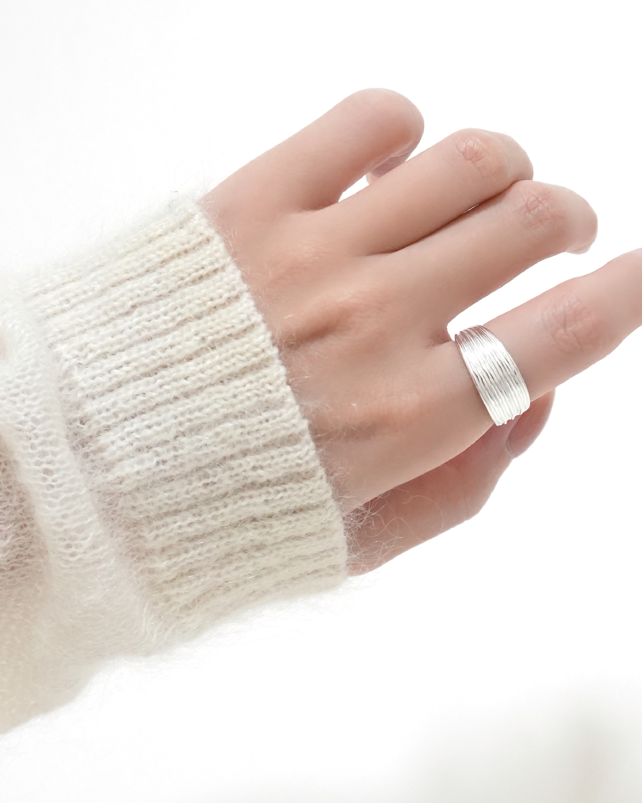 Silken Surround Ring