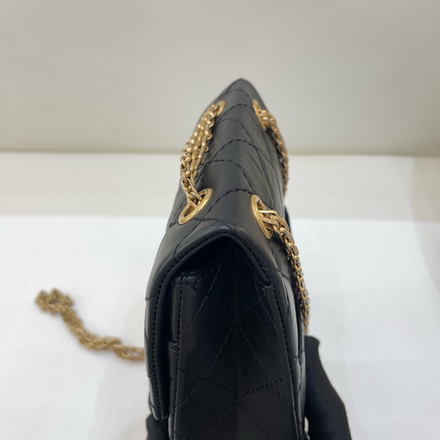 【預訂貨品】鐳射30開👜 Chanel黑金mini 手機包 