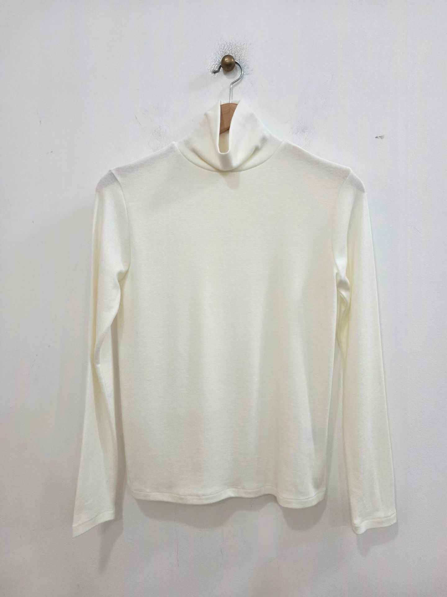 HighNeck wool basic tee