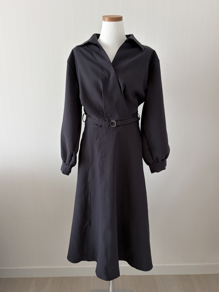 The Madeleine Belted Dress (Charcoal)