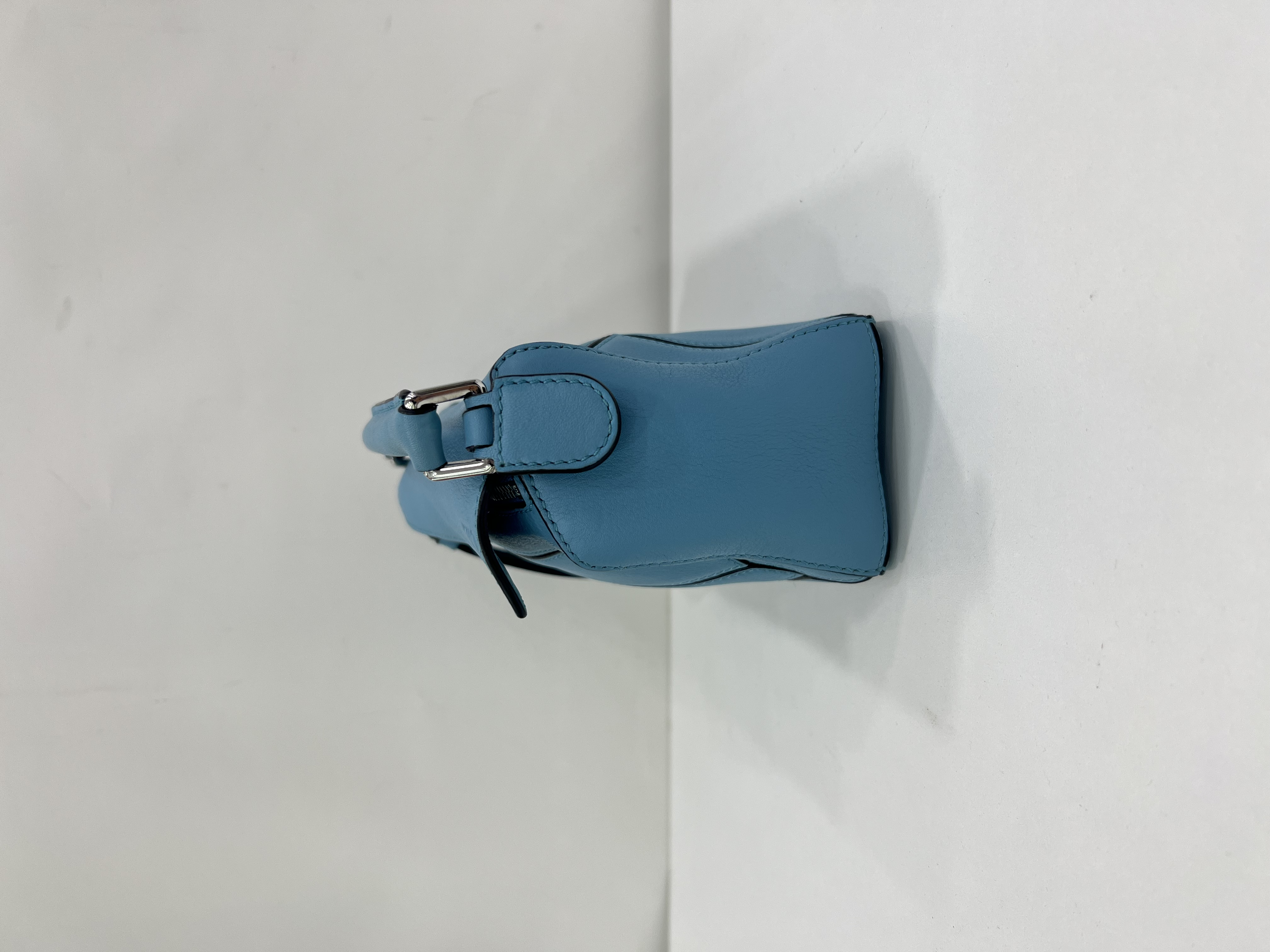 直播貨品 |  [1個-$100 2個-$300］E21