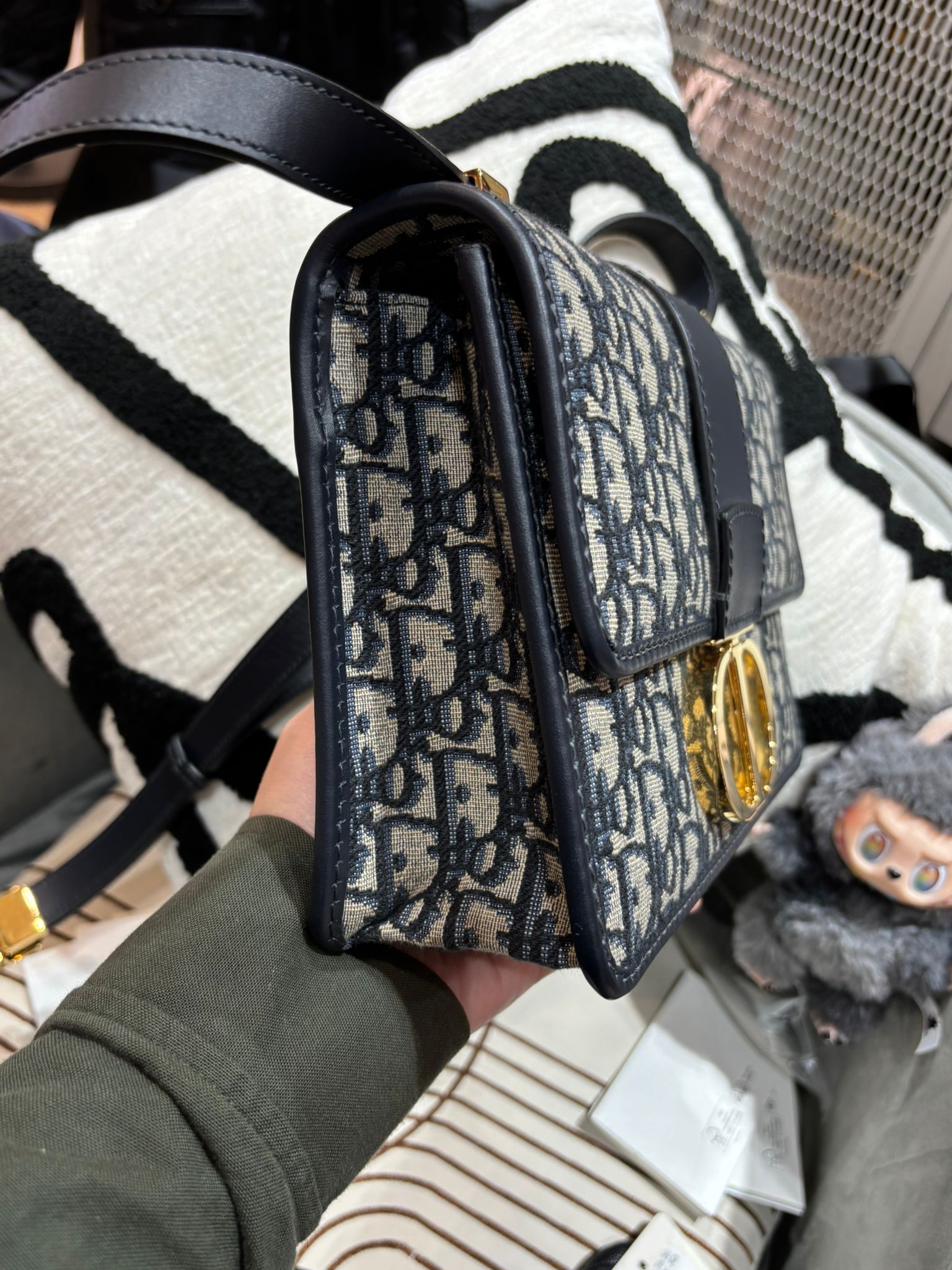 DIOR Oblique 30 Montaigne Shoulder Bag 100%Authentic, 98%New ✅ certificate✅dust bag✅Box