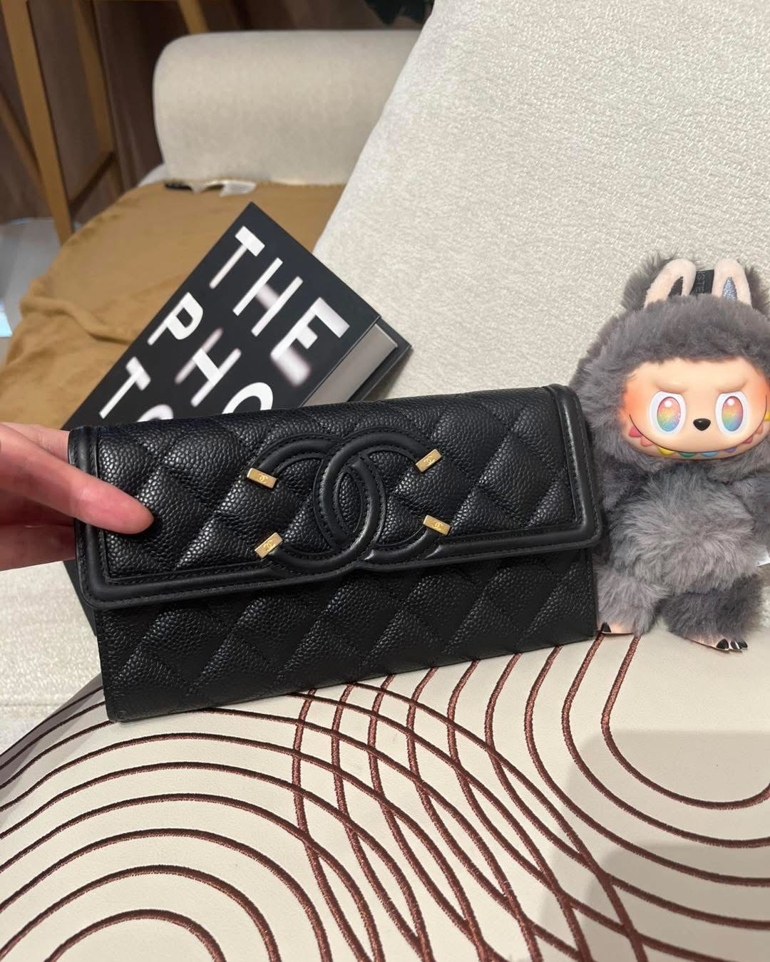 Chanel cc filigree wallet 黑色荔枝牛皮 100%Authentic,98%new ✅card✅box