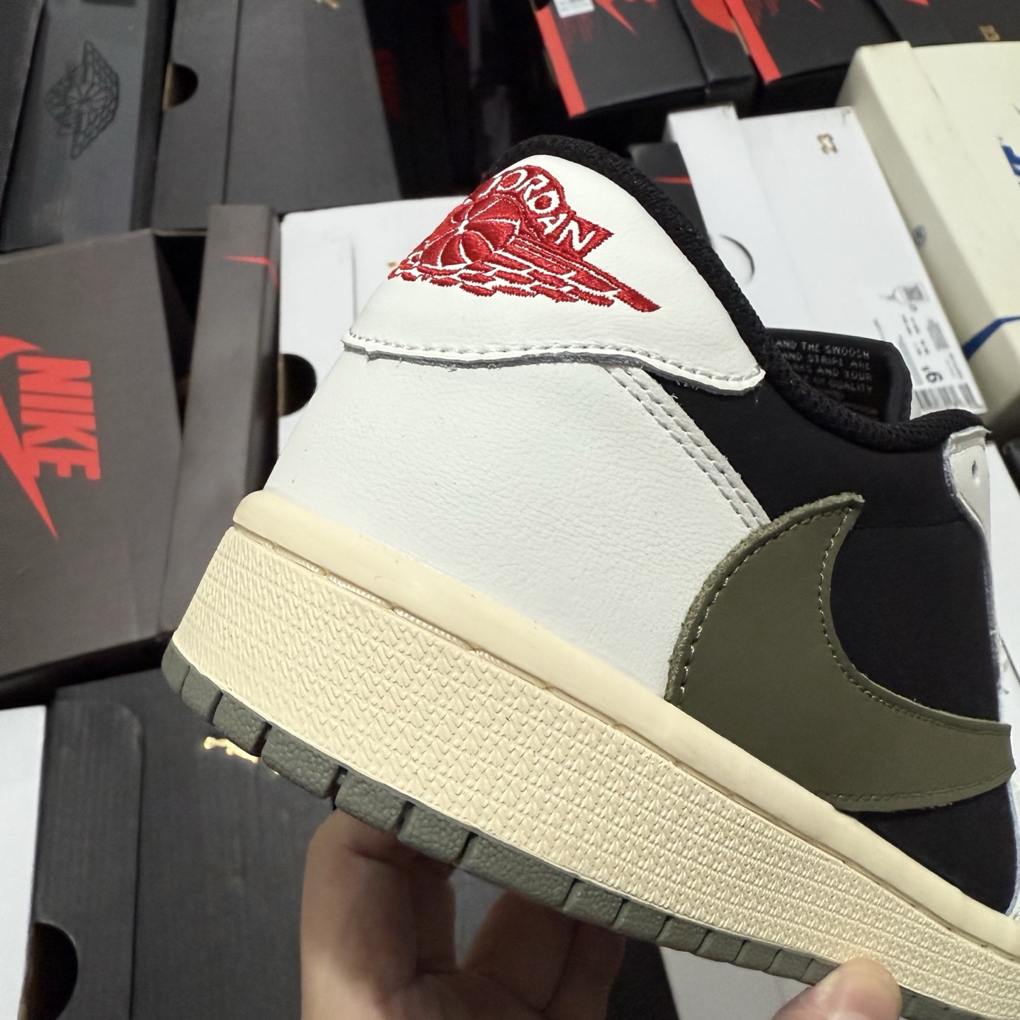 Travis Scott x Air Jordan 1 Low OG "Olive" DZ4137-106