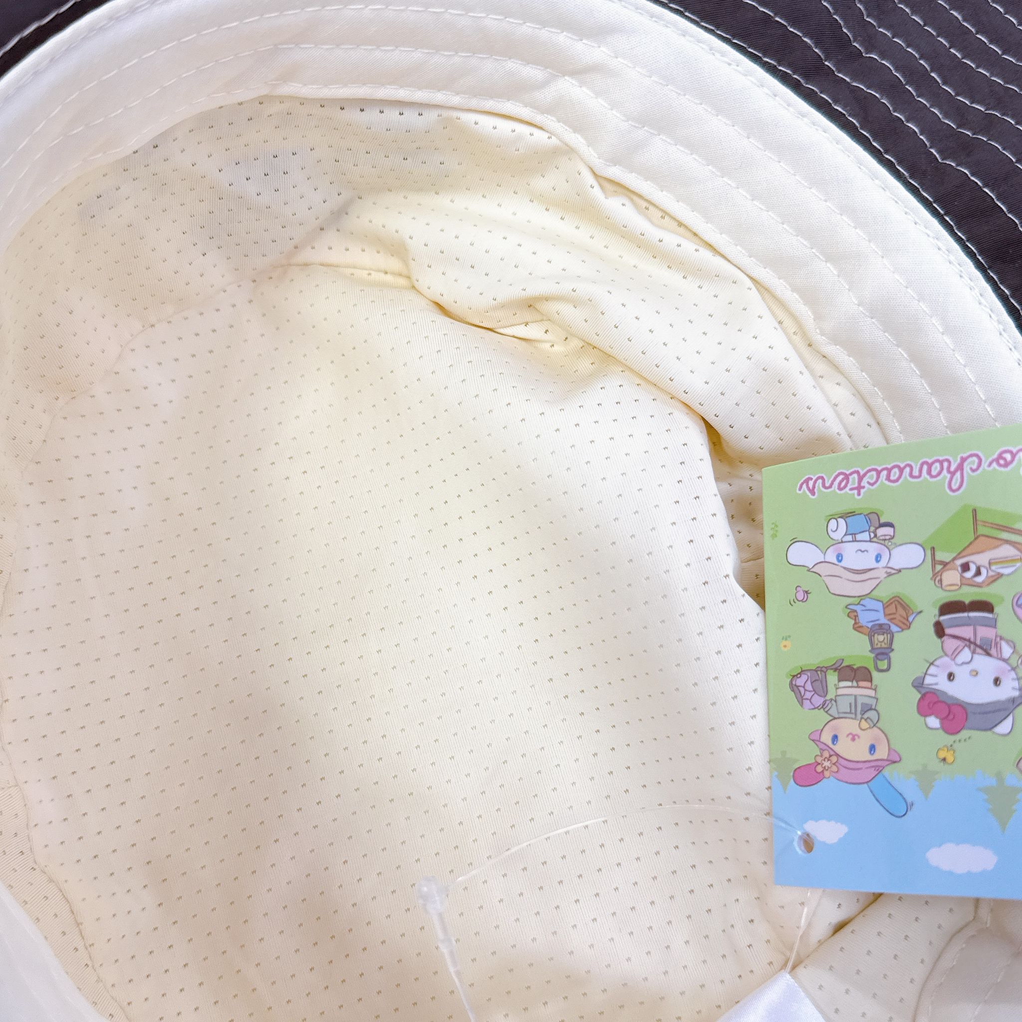  上海限定 Sanrio 春日露營系列新款公仔掛飾/長腿盒裝Kitty / Kitty涼感漁夫帽