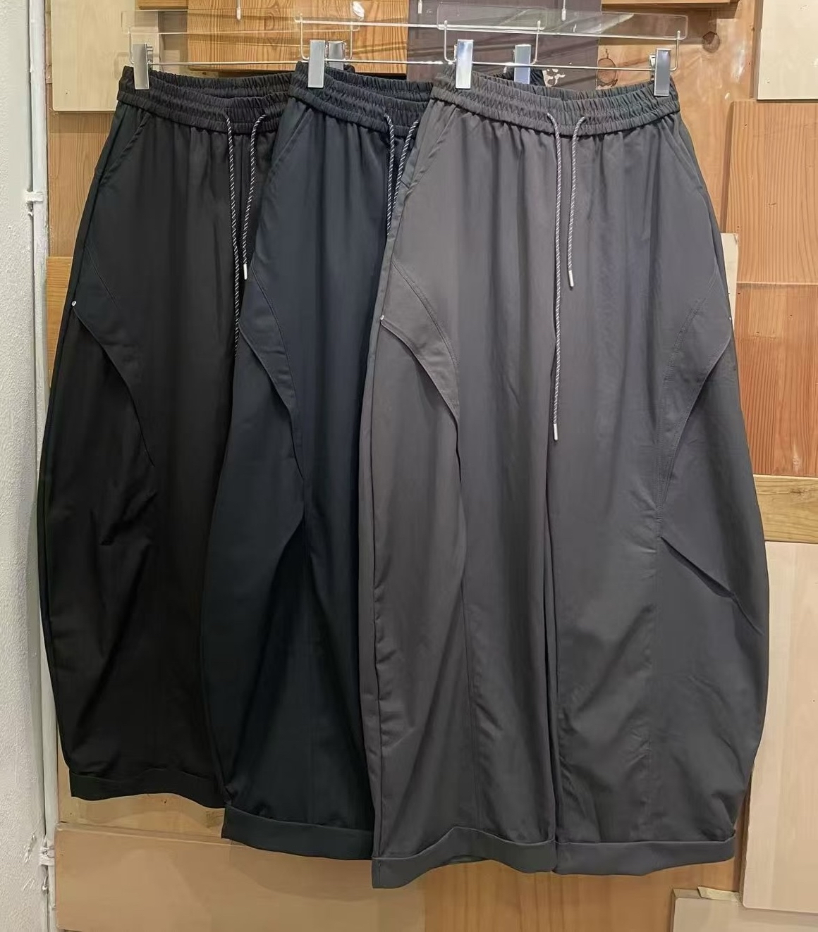 橡筋腰彎刀cut 休閒褲