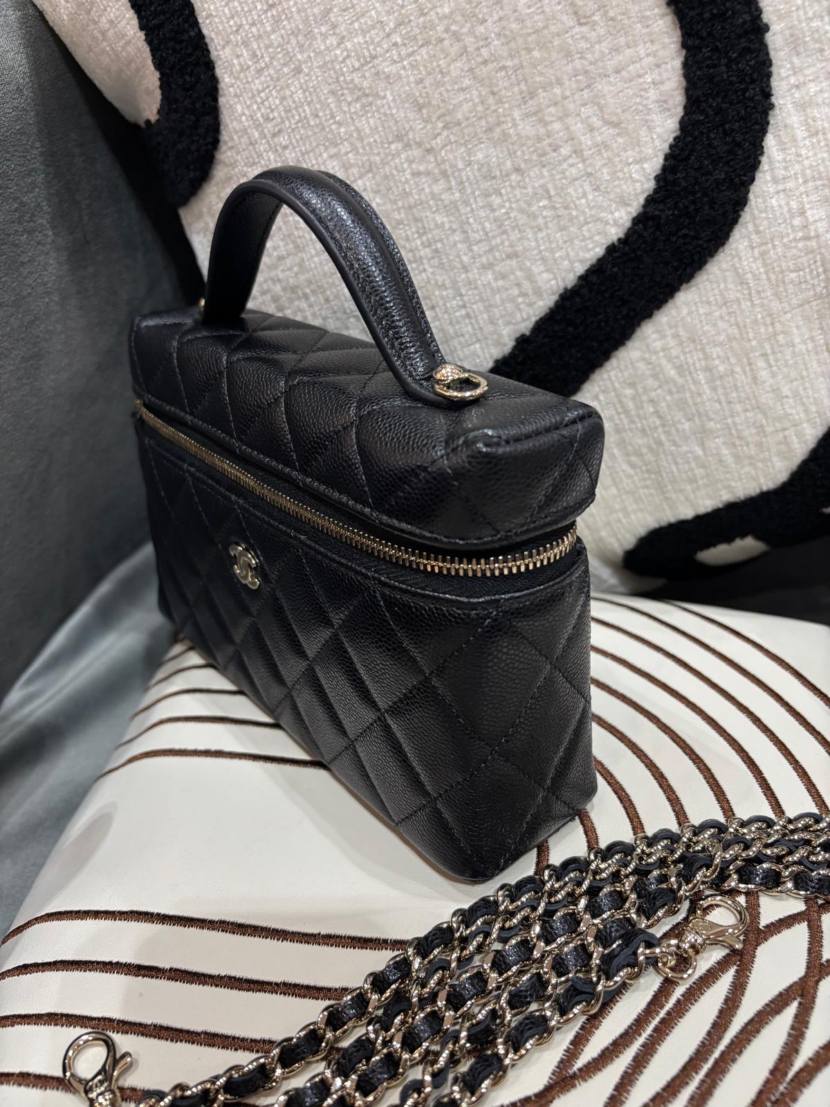 全新 Chanel AP4385 top handle vanity 黑色荔枝牛皮，100%AUTHENTIC,全新未使用品  ✅收據✅晶片✅塵袋