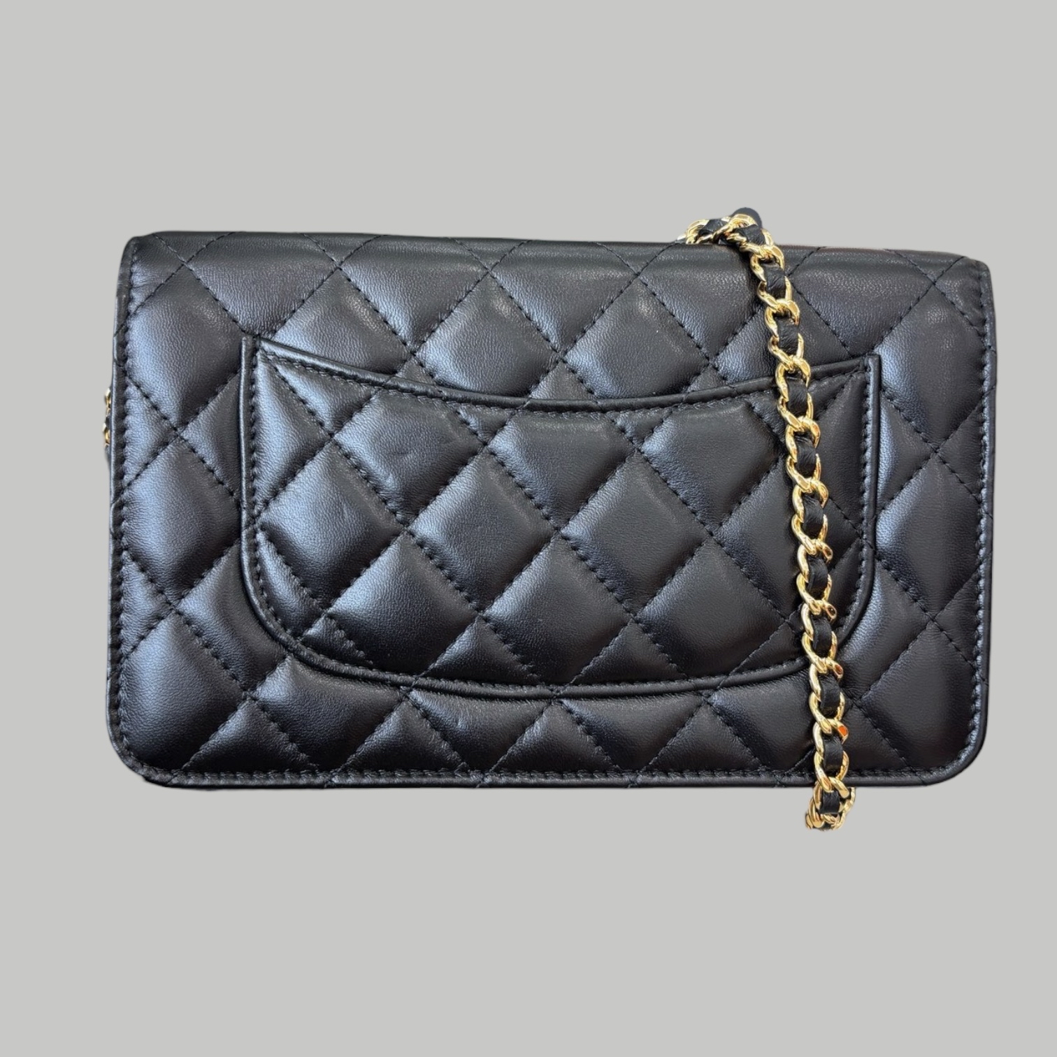 Chanel lambskin WOC羊皮金扣