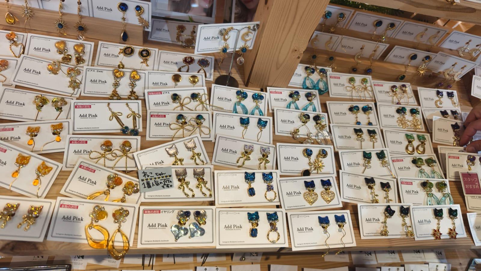 幫babe 找的日本handmade 猫猫🐱耳環