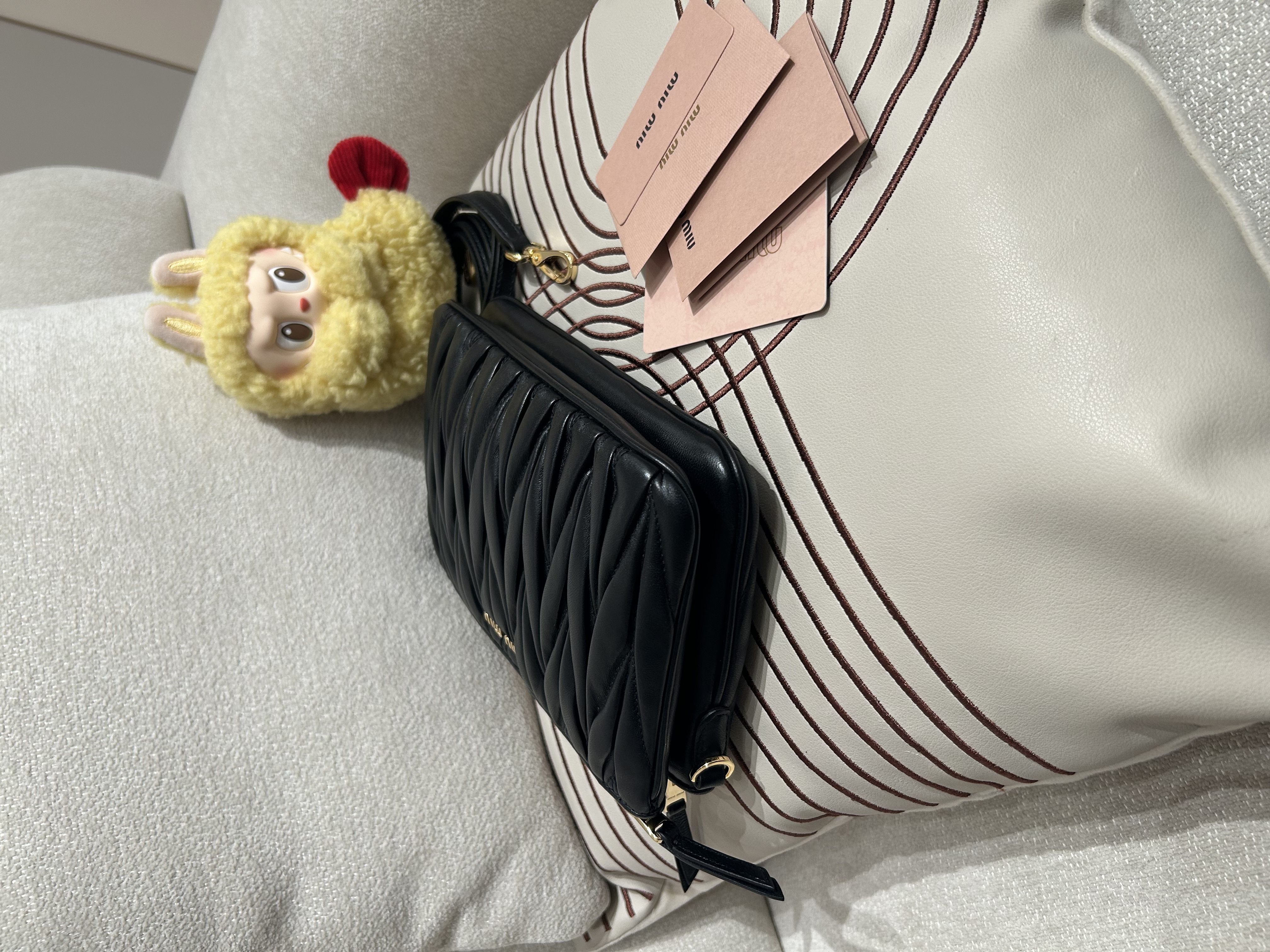 未使用品 Miu Miu 5BH057 Matelasse crossbody bag  100%Authentic,unused ✅Certificate ✅Dust bag 