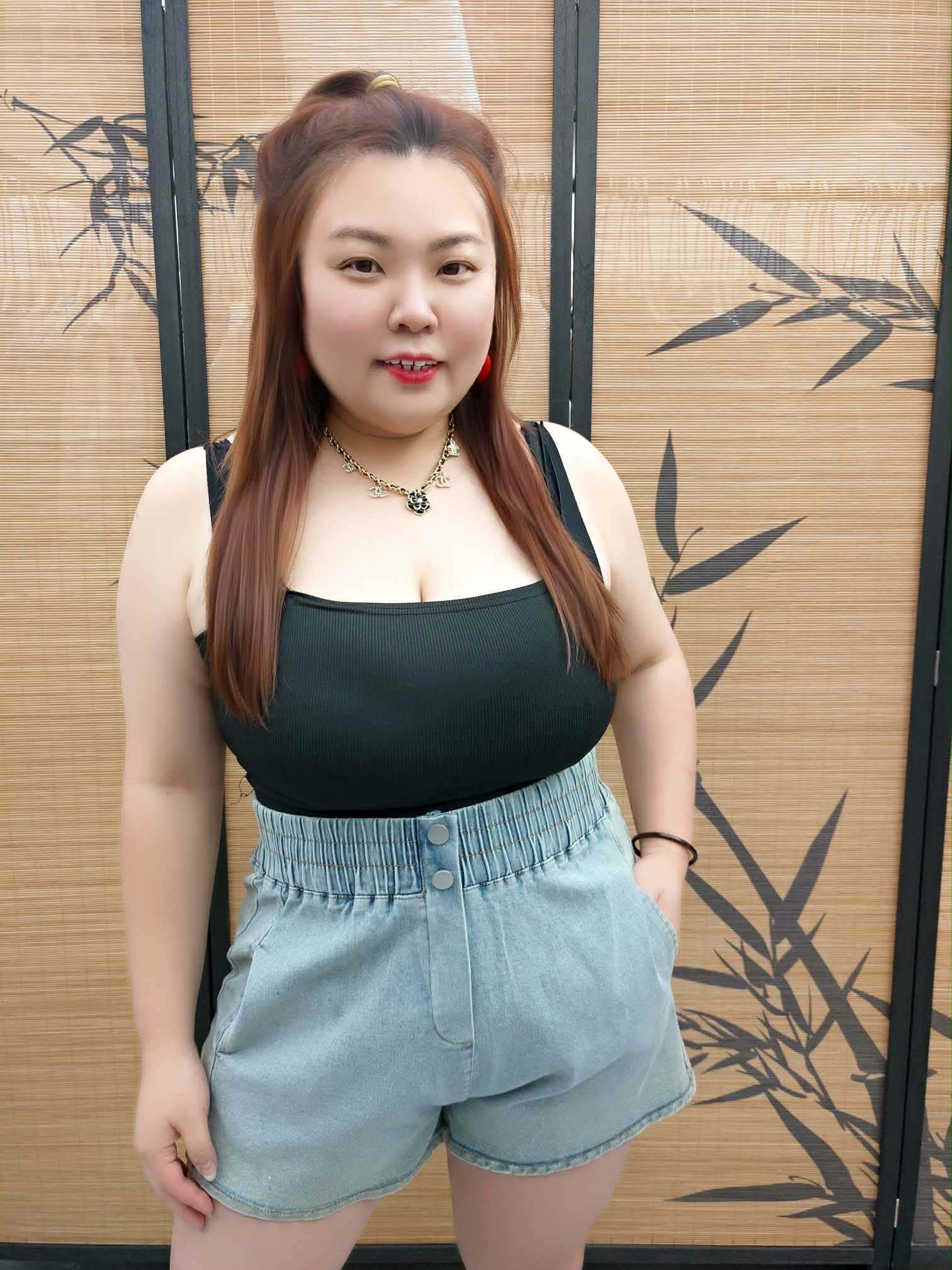 DDE12 1640(A10) 树胶裤头简约设计牛仔短裤