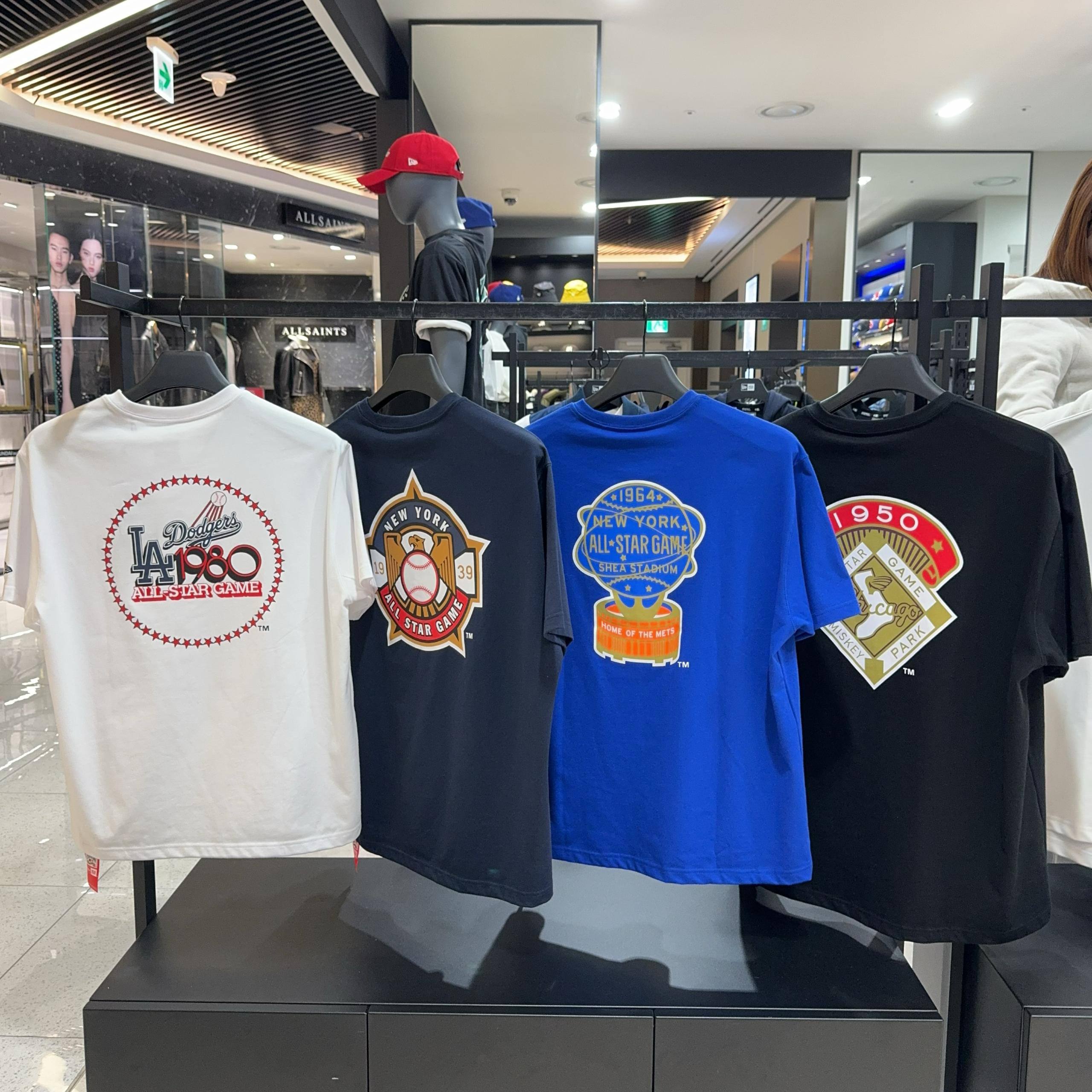 🇰🇷Newera 男女同款上衣✨