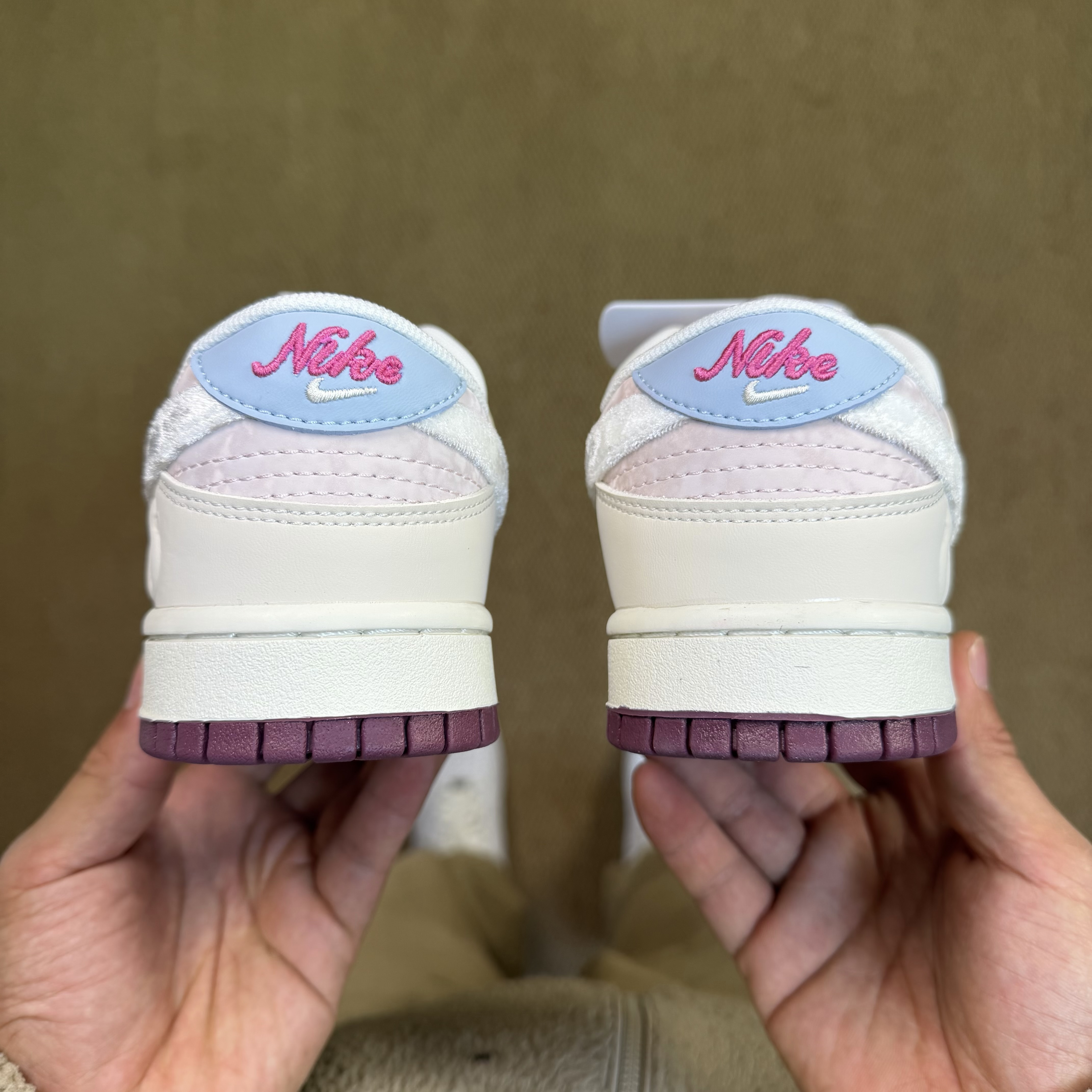 Nike Dunk Low "Valentine’s Day" IQ1145-610