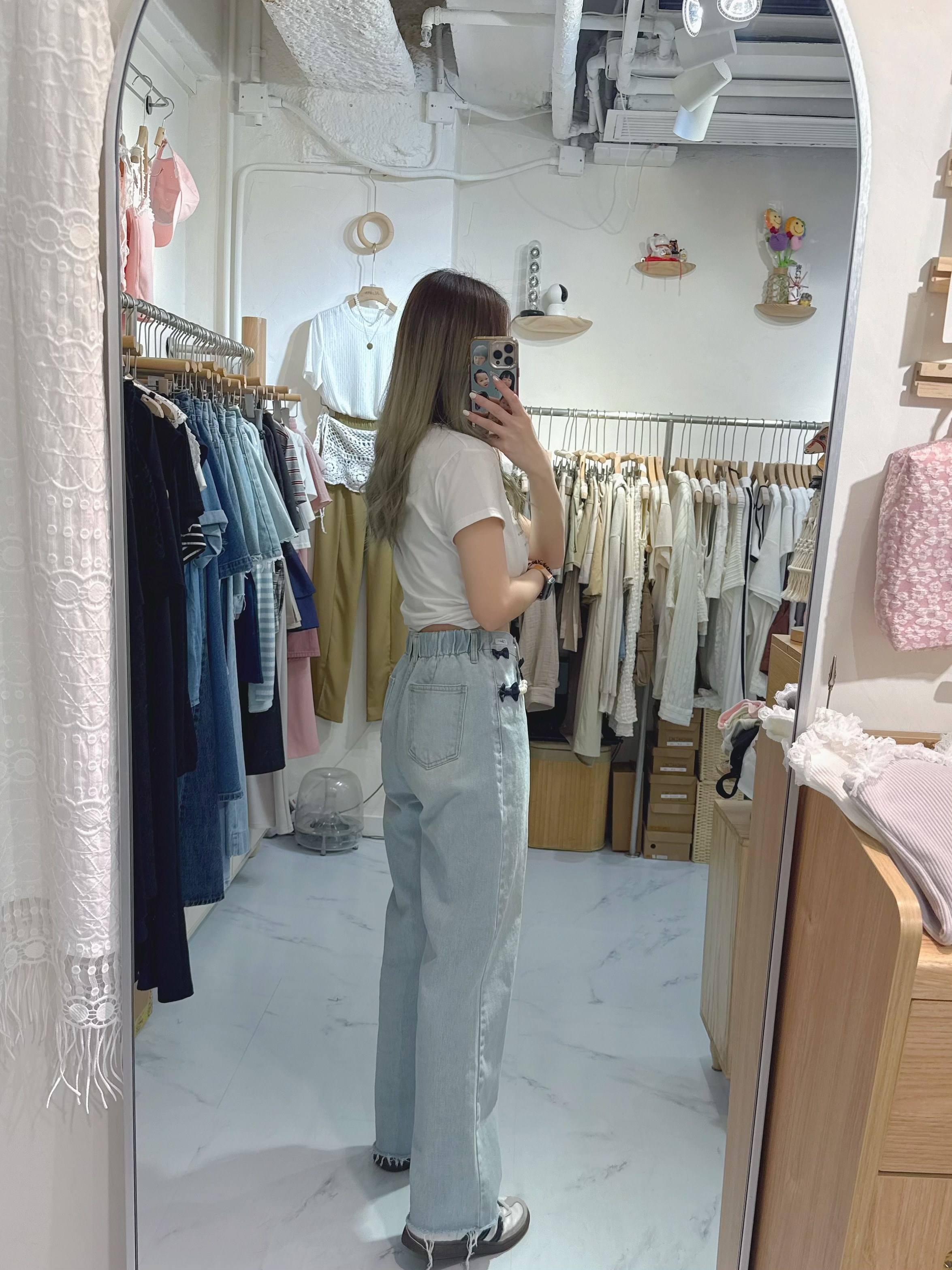 details jeans