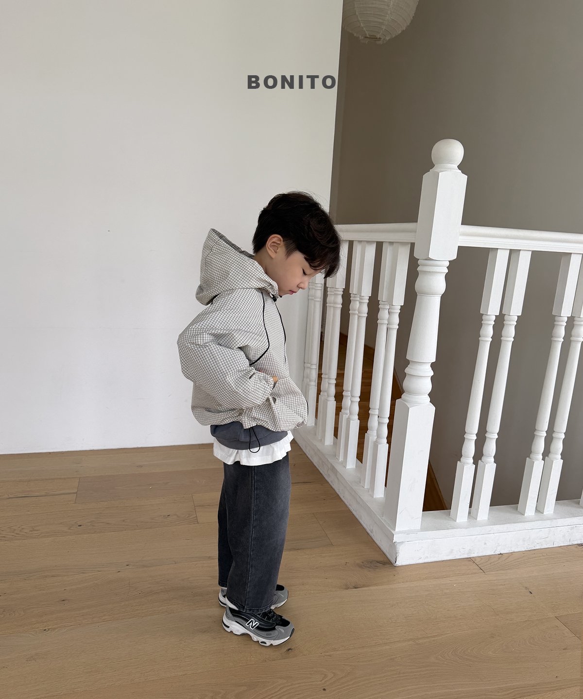 🆕Bonito | Check the windbreaker (Khaki XL115-125)