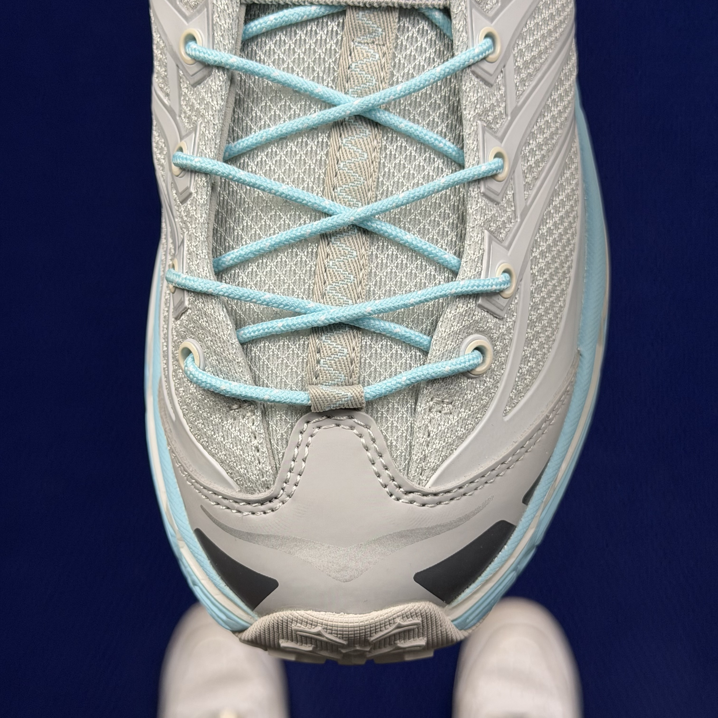 Hoka One One Mafate Three 2 