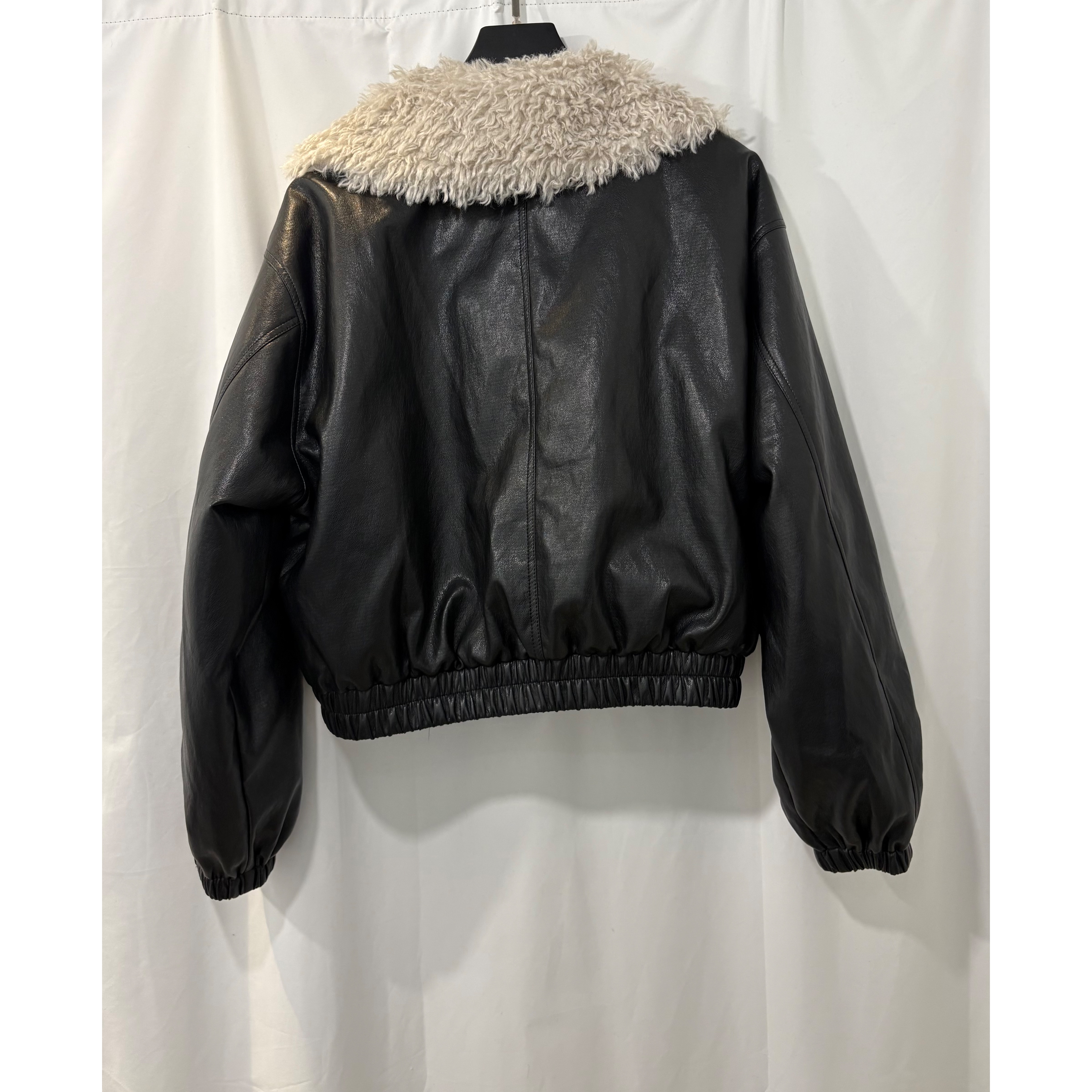 新品價及新年前收貨2月3號8PM截單💛《90%鴨絨毛領皮褸》 2602I