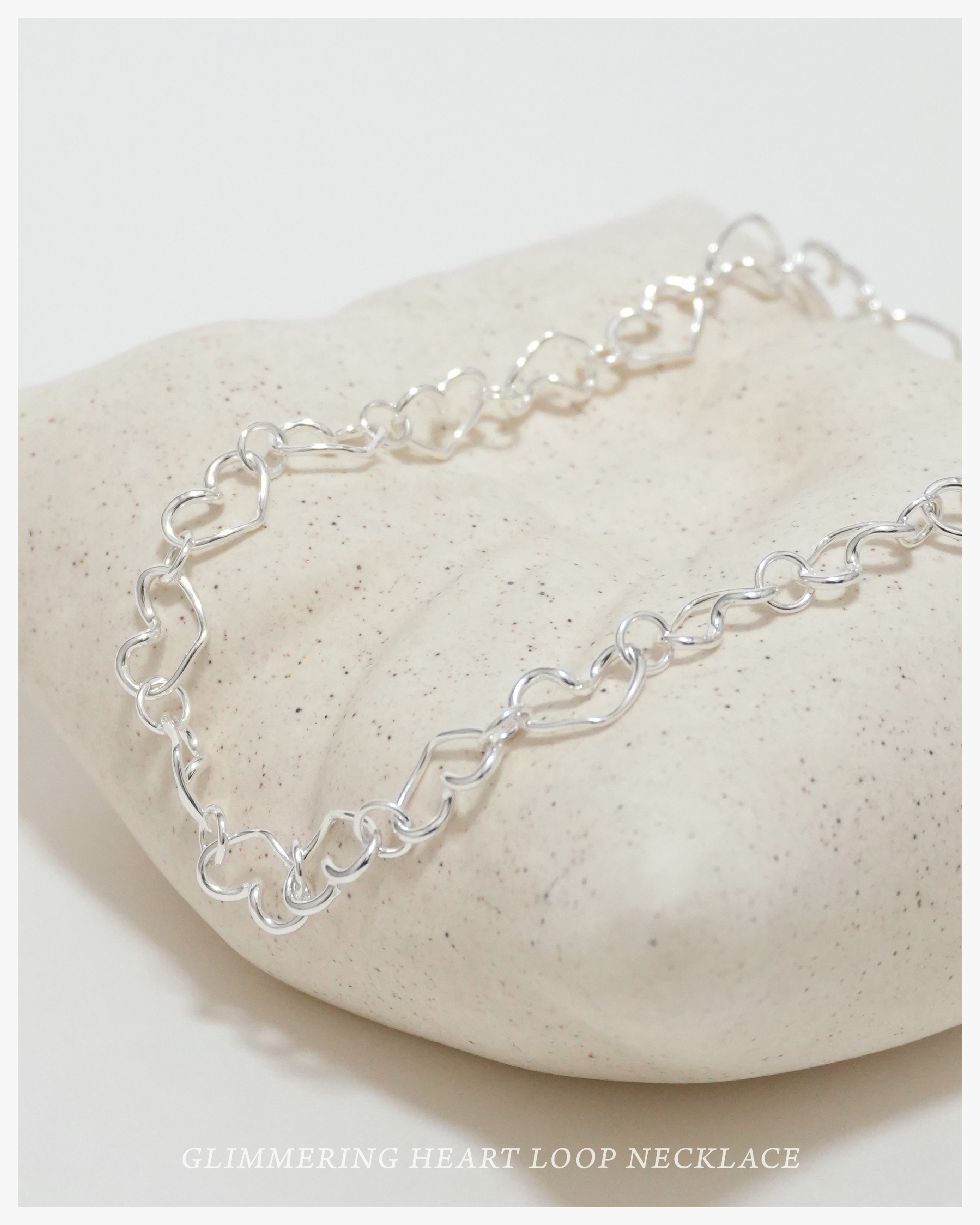 Glimmering Heart Loop Necklace 