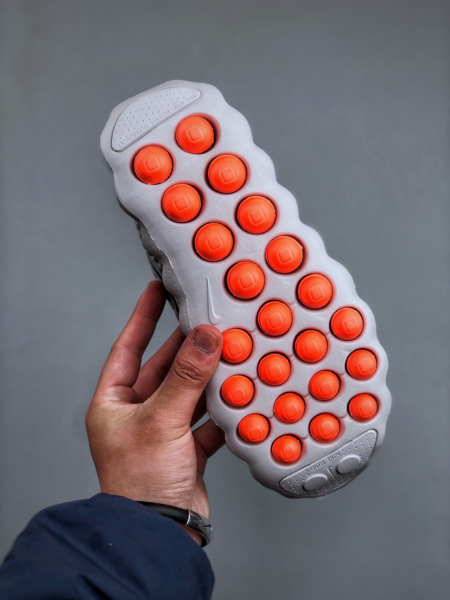 Nike Air Mind 002 HQ4310-003