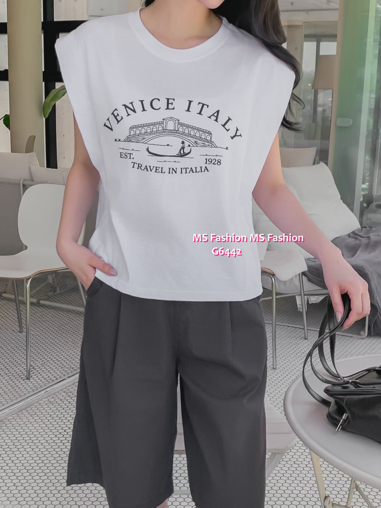 G6442 靚靚字母print top