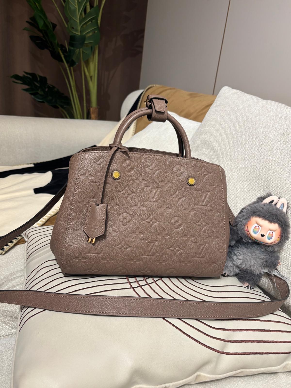 Lv montaigne bb empreinte calfskin 100%Authentic,98%new ✅key lockpad✅strap✅dust bag  