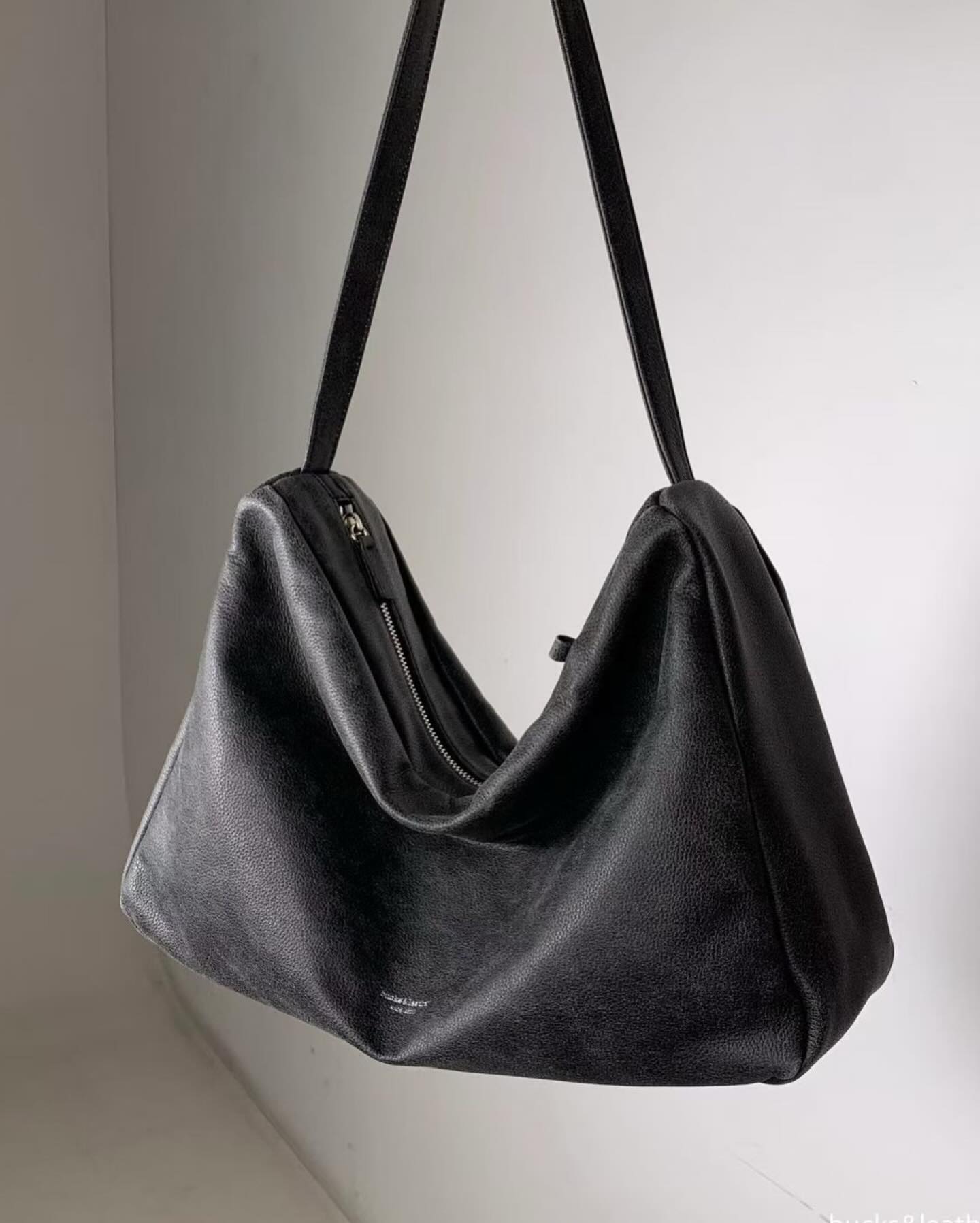Bucks & Leather 正韓質感牛皮極簡鬆弛感大容量單肩腋下包