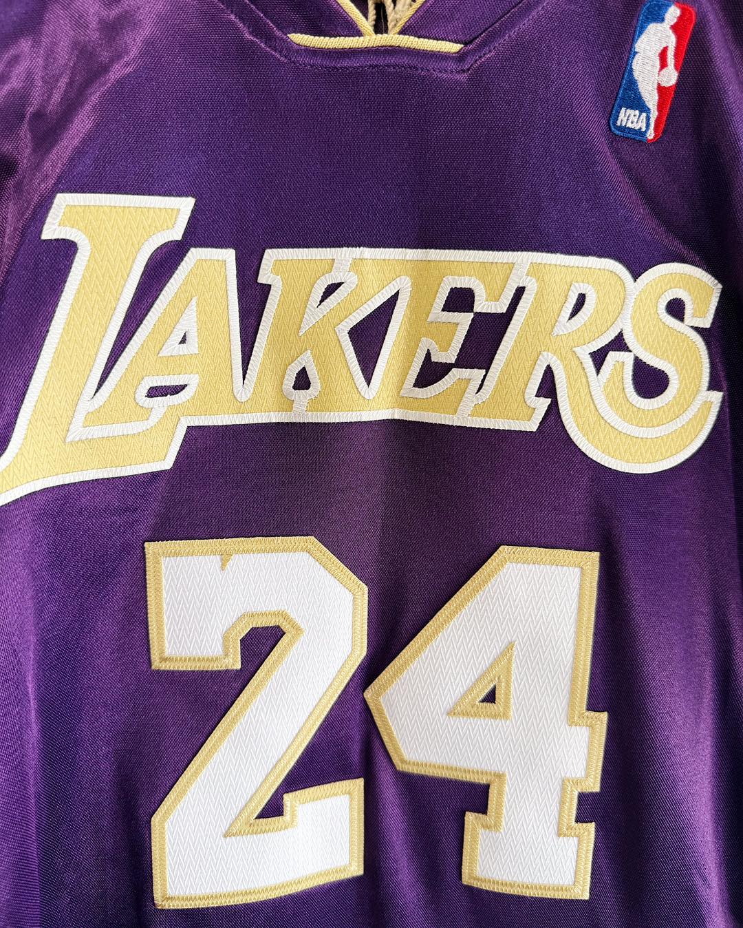 M&N Kobe Bryant HOF Au Jersey 